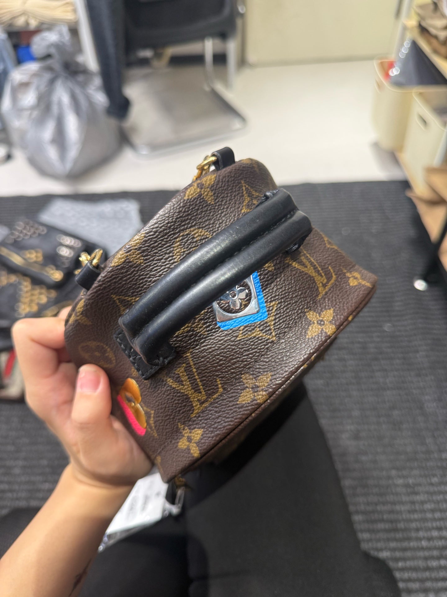 Louis Vuitton - Palm Springs - Cloth - Brown - (mini)