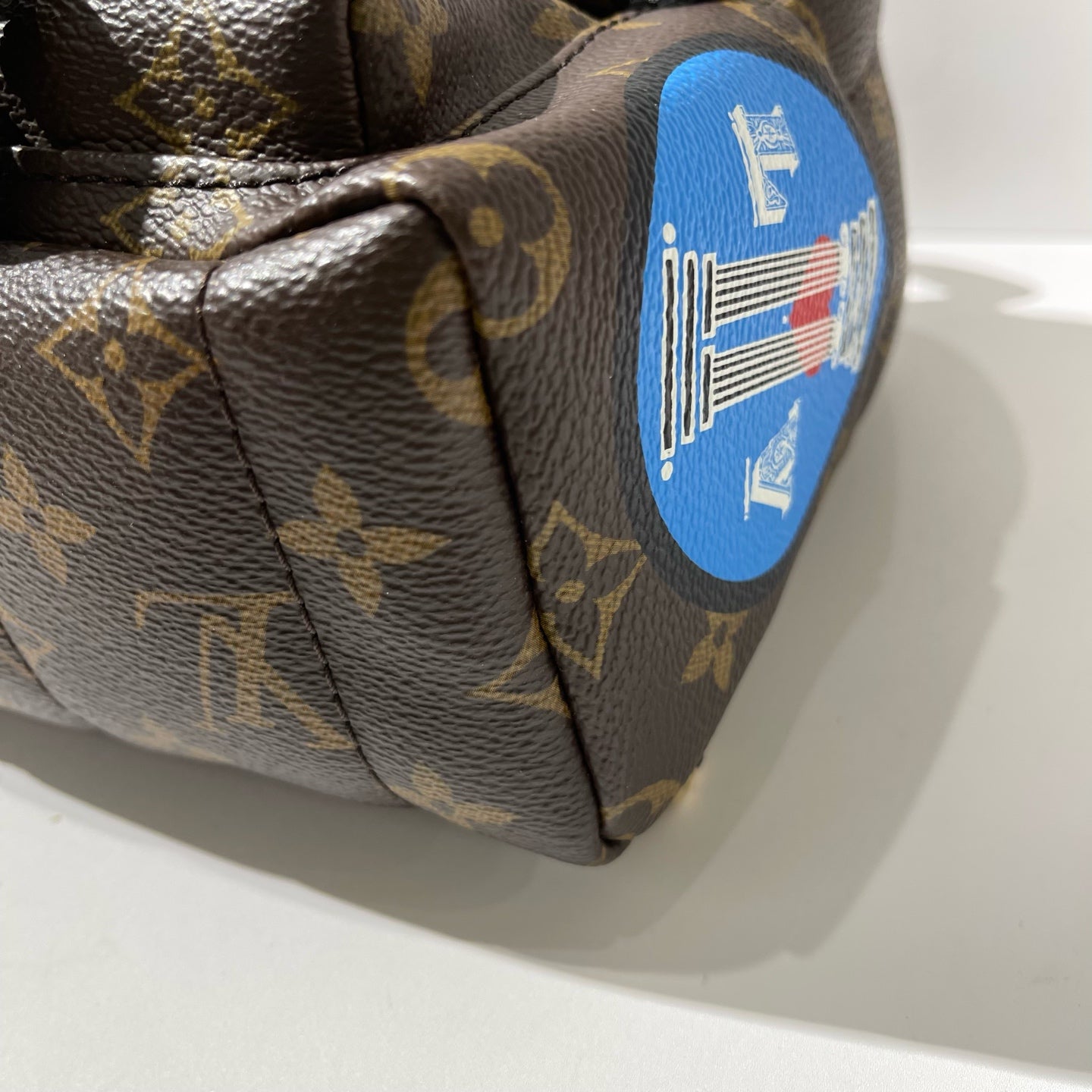 Louis Vuitton - Palm Springs Mini Backpack - Monogram coated canvas with leather trim - Brown with Multicolour Patches - (mini)