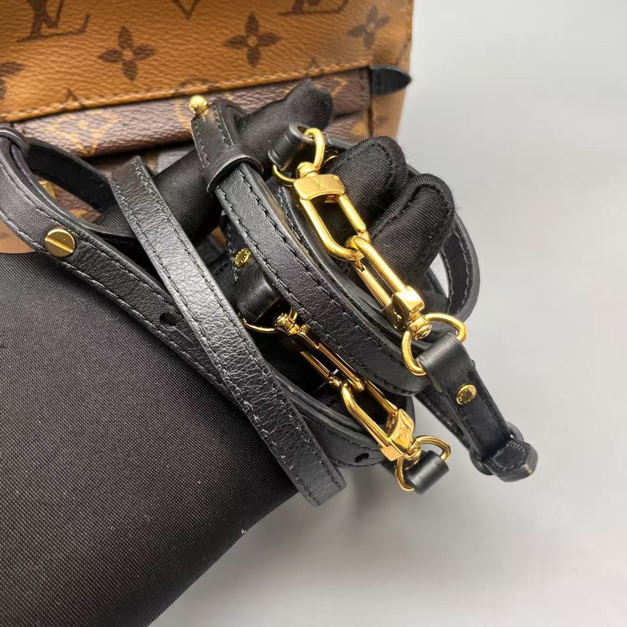 Louis Vuitton - Palm Springs Mini Backpack - Monogram coated canvas with leather trim - Brown with black trim - (mini)