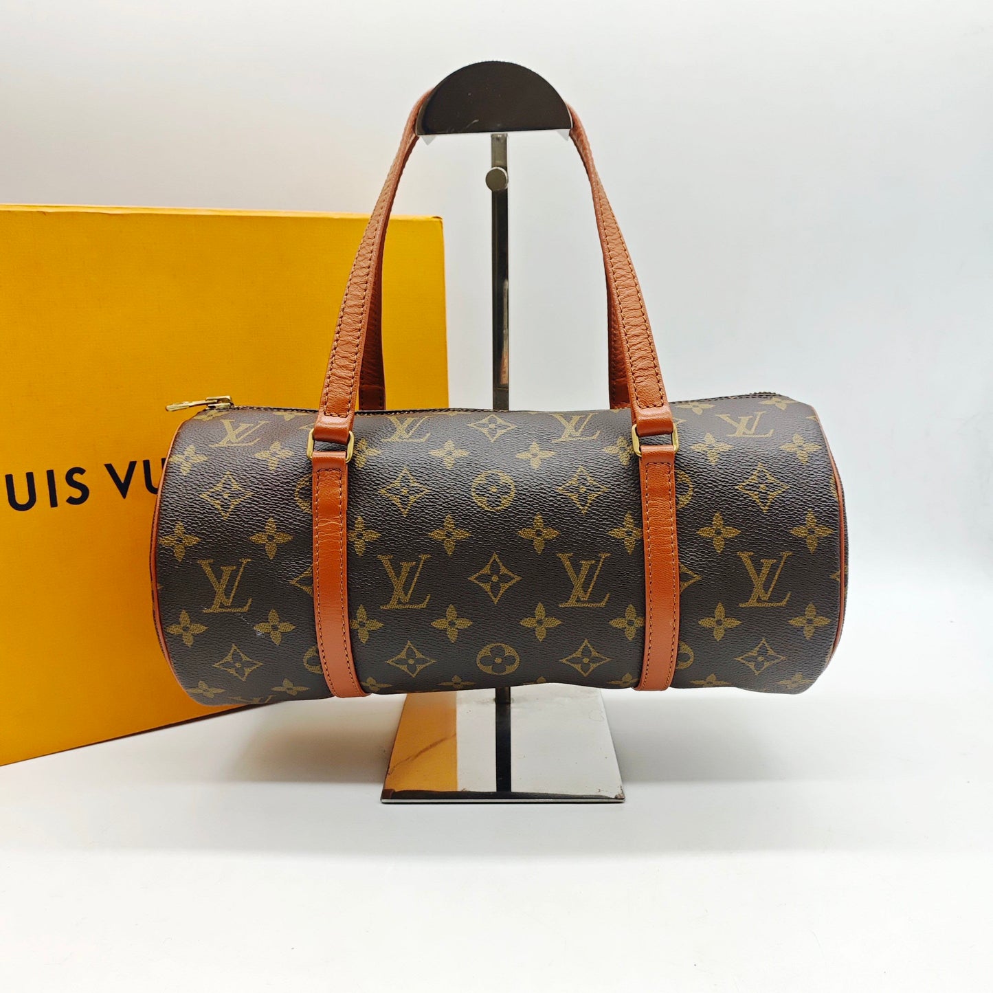 Louis Vuitton - Papillon 30 - Monogram coated canvas with natural cowhide leather trim - Brown - (Medium)