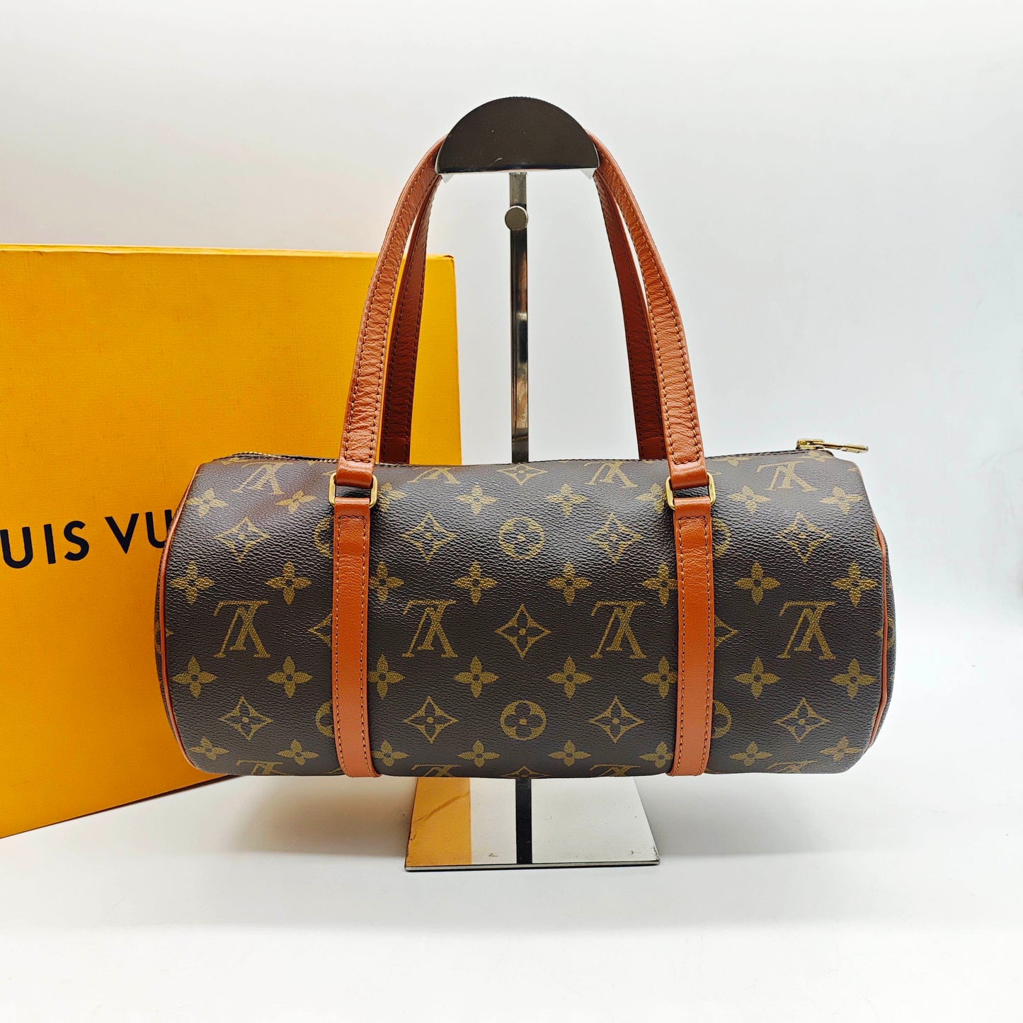 Louis Vuitton - Papillon 30 - Monogram coated canvas with natural cowhide leather trim - Brown - (Medium)