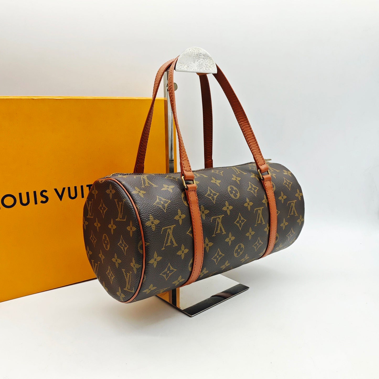 Louis Vuitton - Papillon 30 - Monogram coated canvas with natural cowhide leather trim - Brown - (Medium)