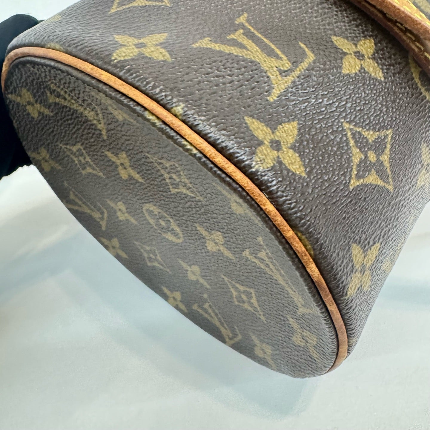 Louis Vuitton - Papillon 30 - Monogram coated canvas with Vachetta leather trim - Brown - (Medium)