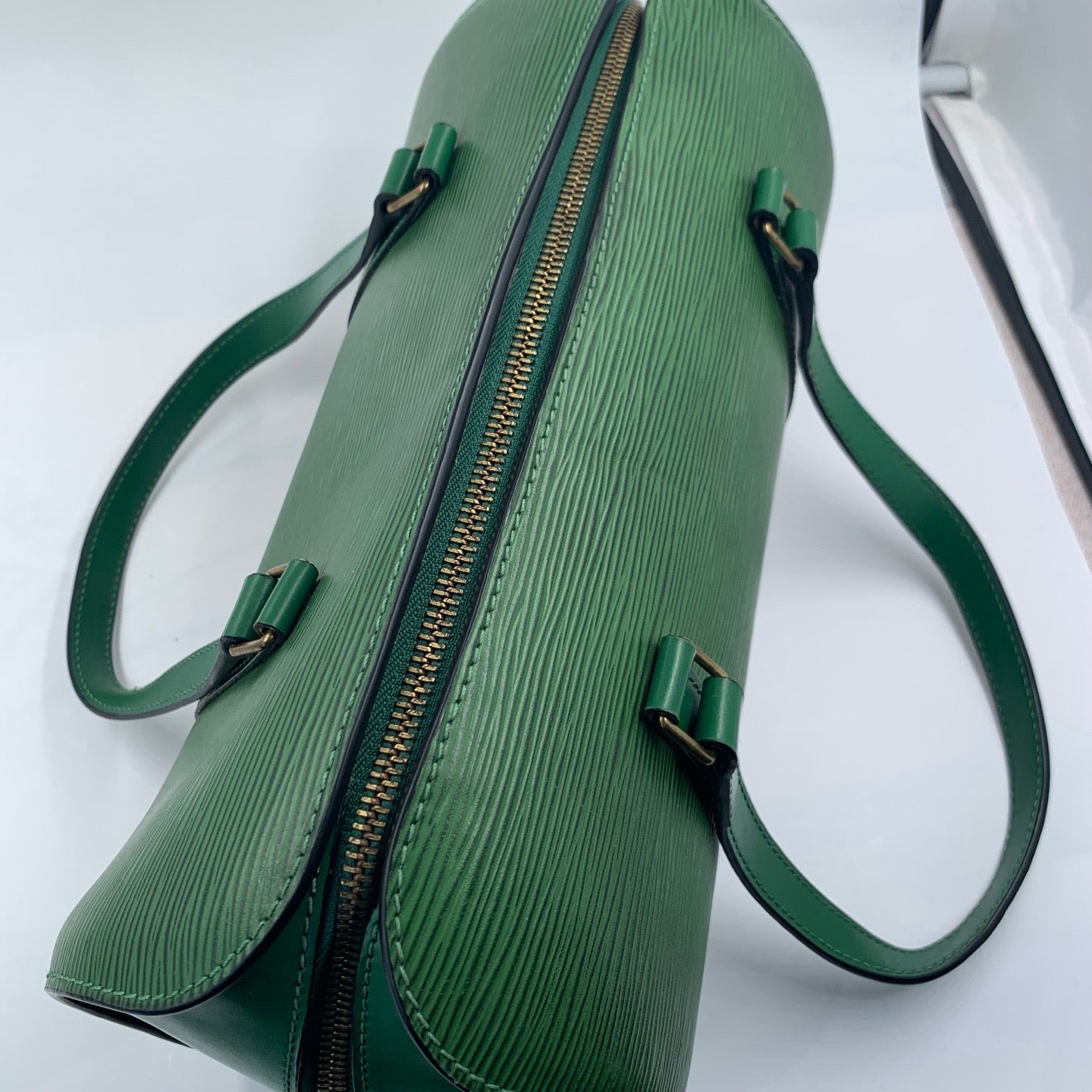Louis Vuitton - Papillon - Epi leather - Green - (medium)