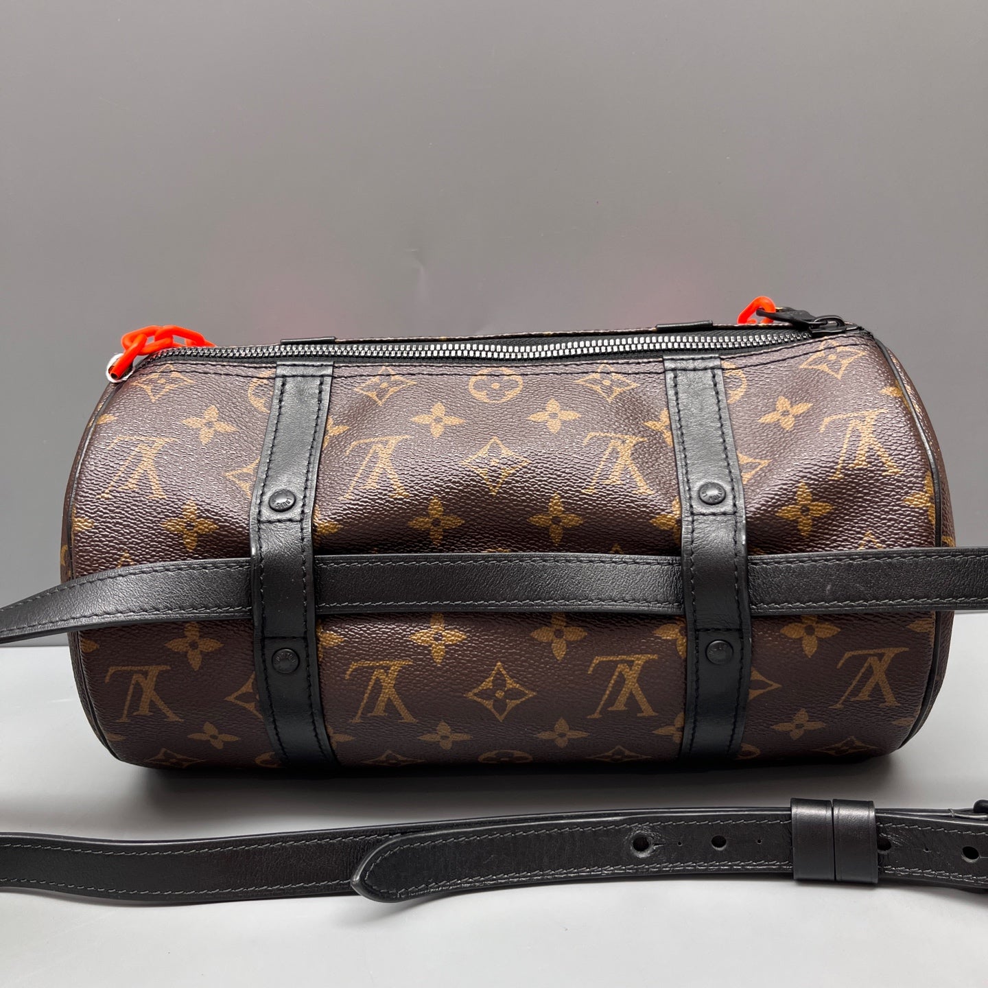 Louis Vuitton - Papillon - Leather - Multicolour - (medium)