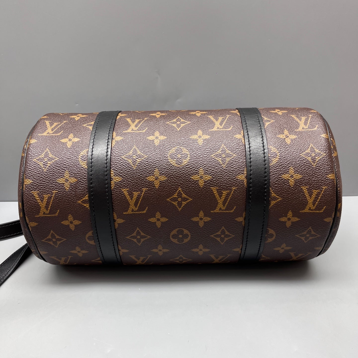 Louis Vuitton - Papillon - Leather - Multicolour - (medium)