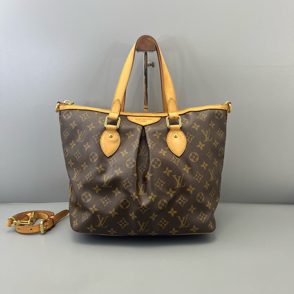 Louis Vuitton - Paramount - Cloth - Brown - (small)