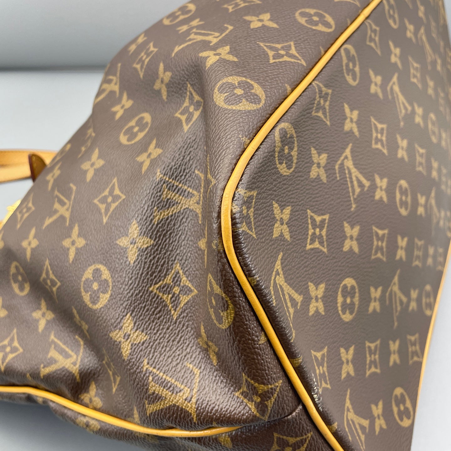 Louis Vuitton - Paramount - Leather - Brown - (Large)