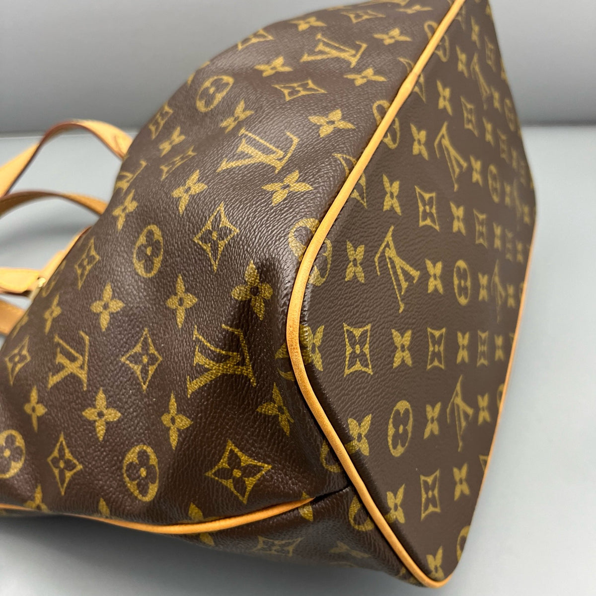 Louis Vuitton - Paramount - Synthetic - Brown - (Small)