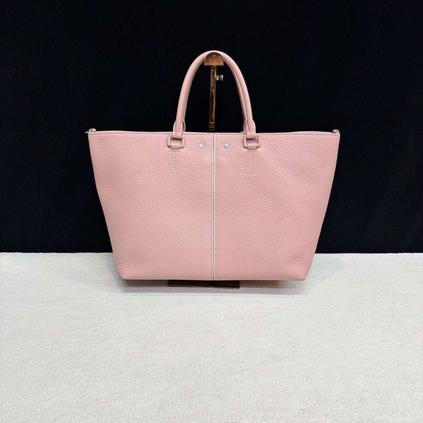 Louis Vuitton - Pernelle - Leather - Pink - (medium)