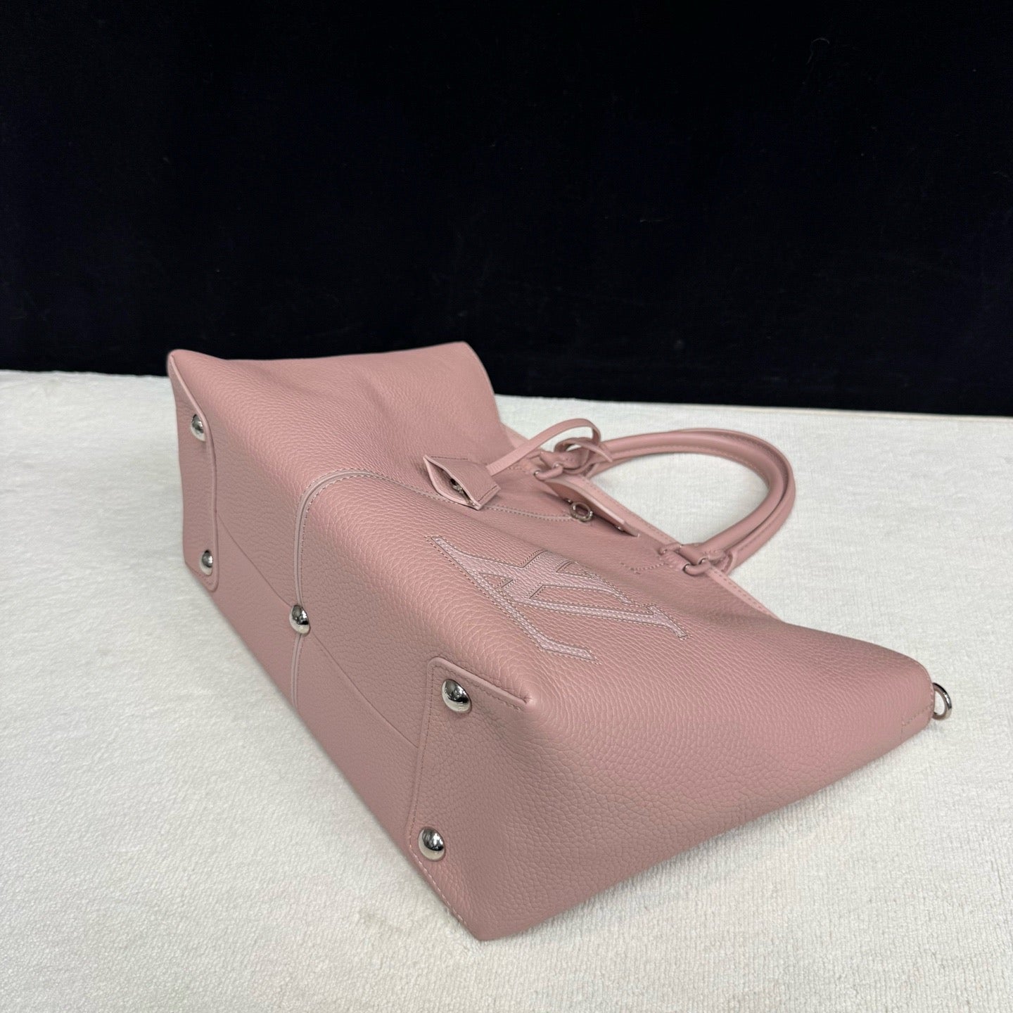 Louis Vuitton - Pernelle - Leather - Pink - (medium)