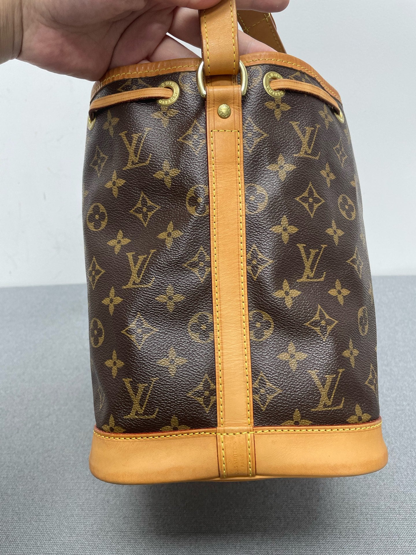 Louis Vuitton - Petit Noé - Leather - Brown - (small)