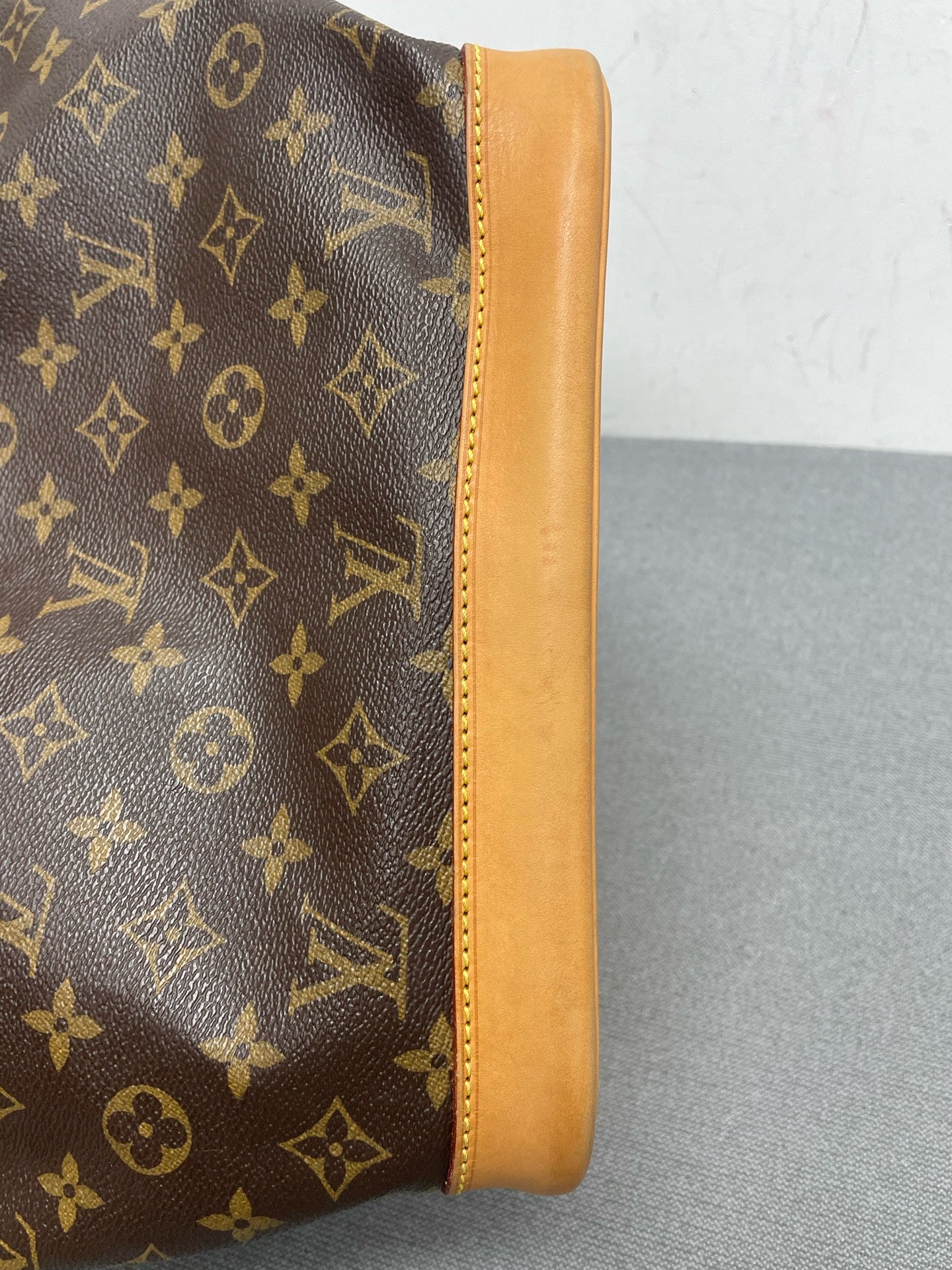 Louis Vuitton - Petit Noé - Leather - Brown - (small)