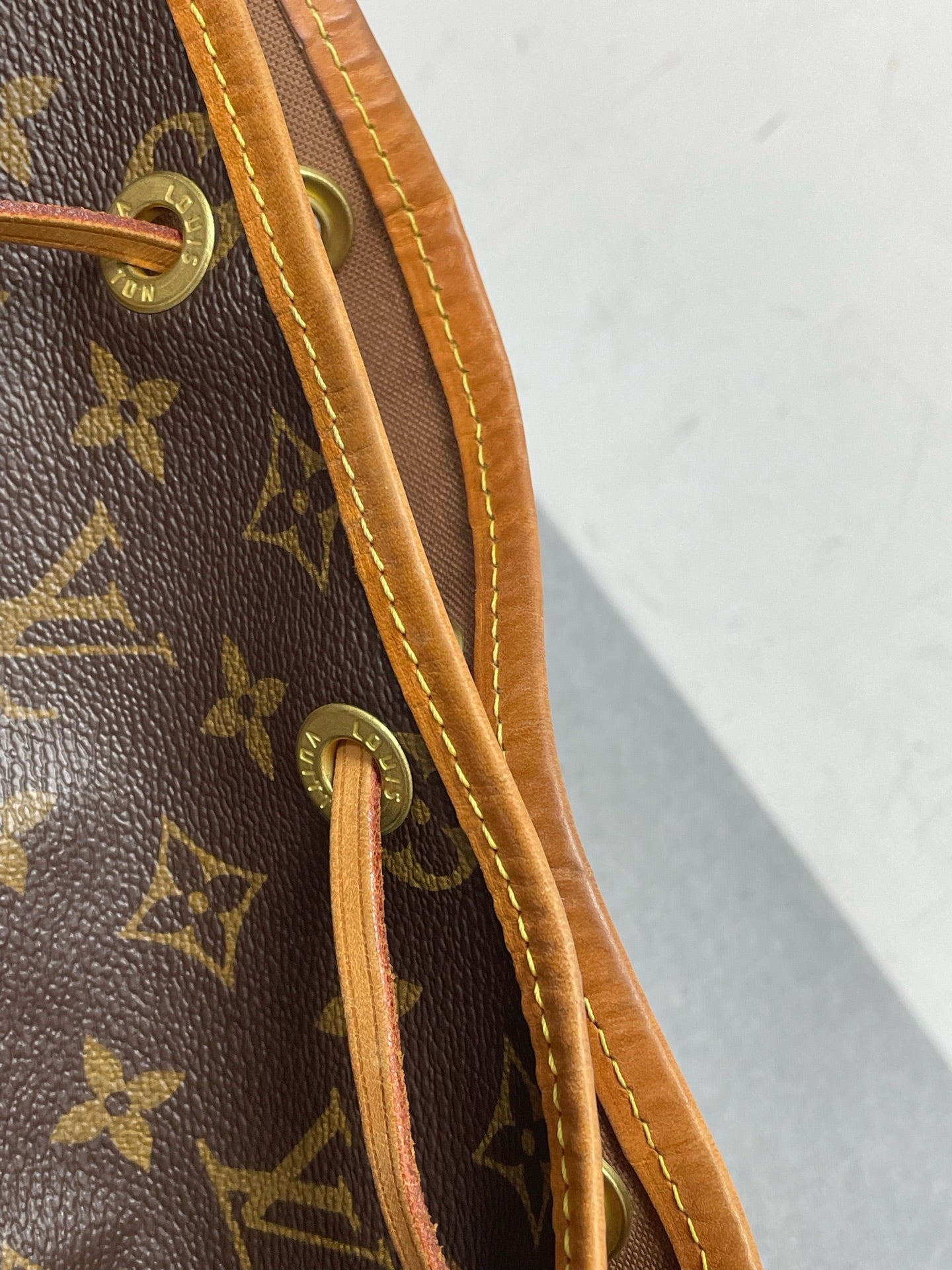 Louis Vuitton - Petit Noé - Leather - Brown - (small)