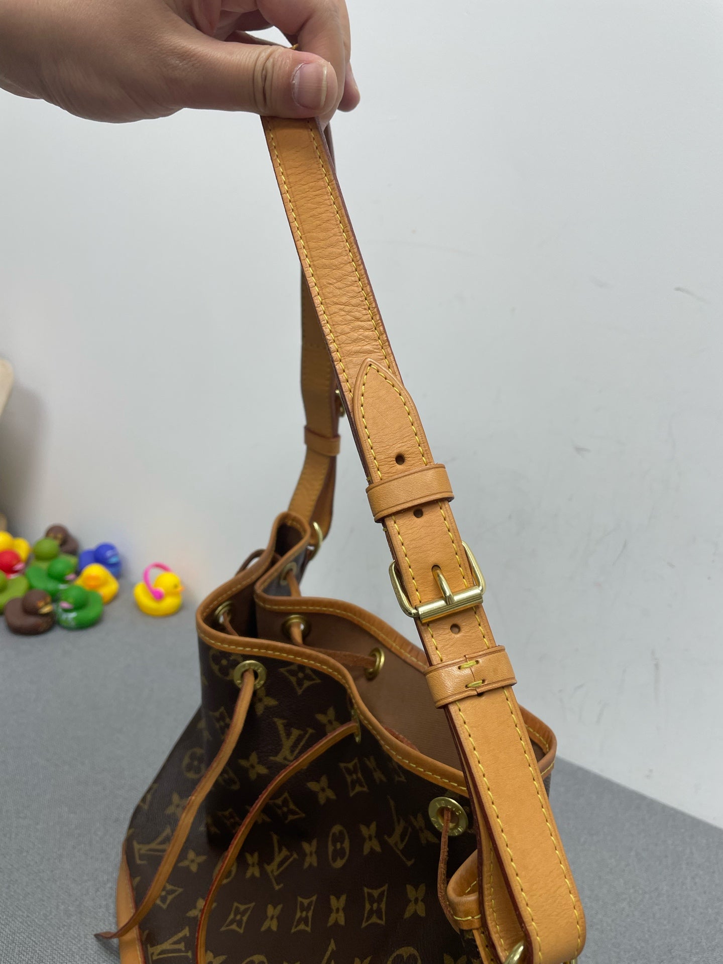 Louis Vuitton - Petit Noé - Leather - Brown - (small)