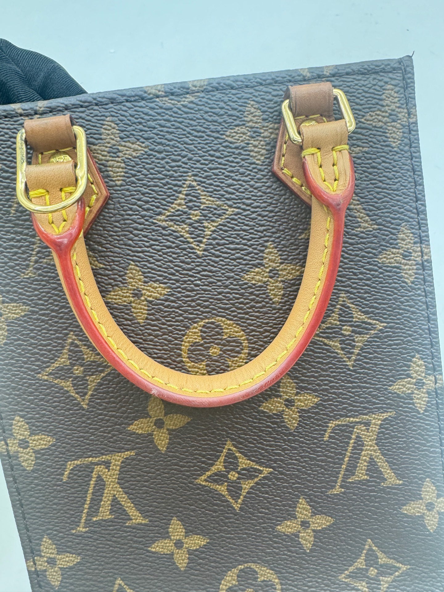 Louis Vuitton - Petit Sac Plat - Monogram coated canvas with Vachetta leather trim - Brown - (mini)