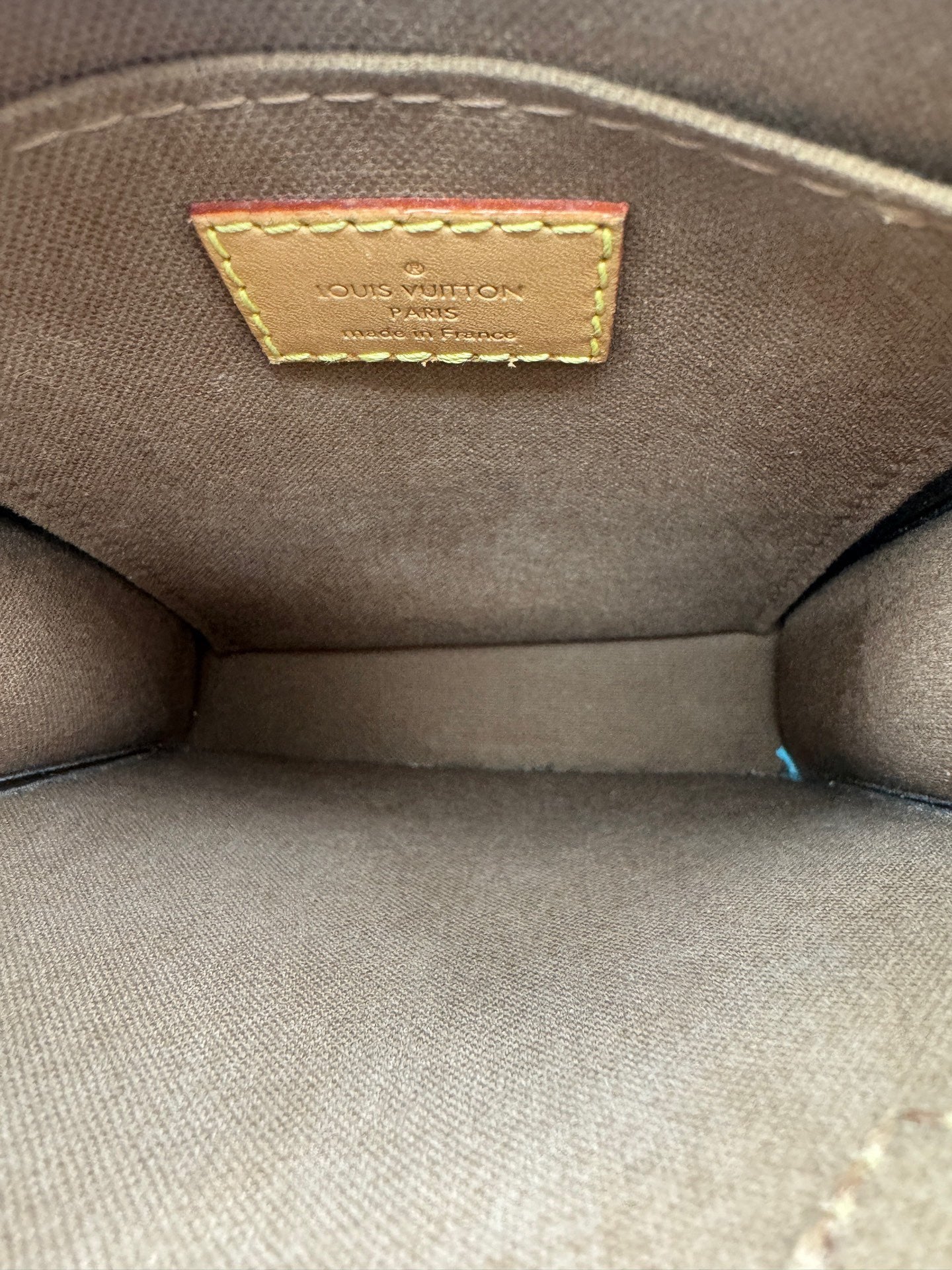 Louis Vuitton - Petit Sac Plat - Monogram coated canvas with Vachetta leather trim - Brown - (mini)