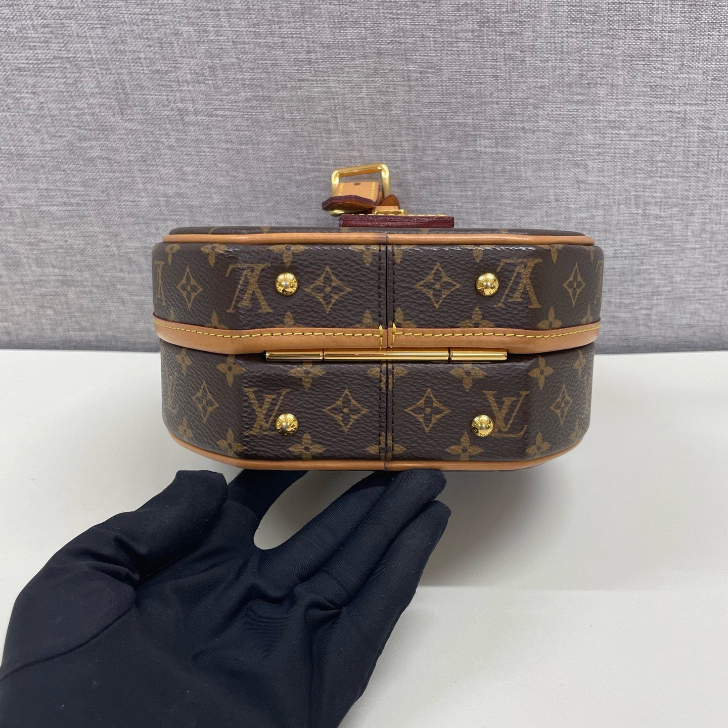 Louis Vuitton - Petite Boite Chapeau - Leather - Brown - (mini)