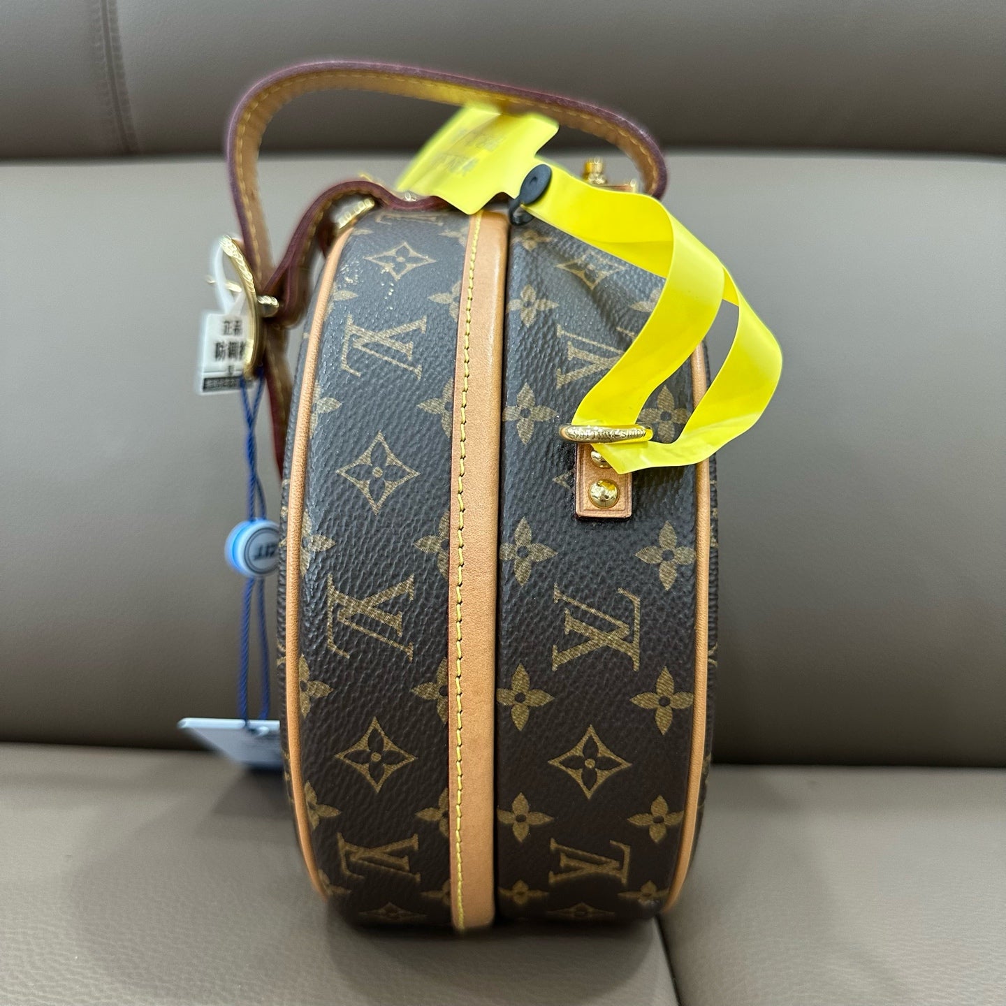 Louis Vuitton - Petite Boite Chapeau - Leather - Brown - (small)