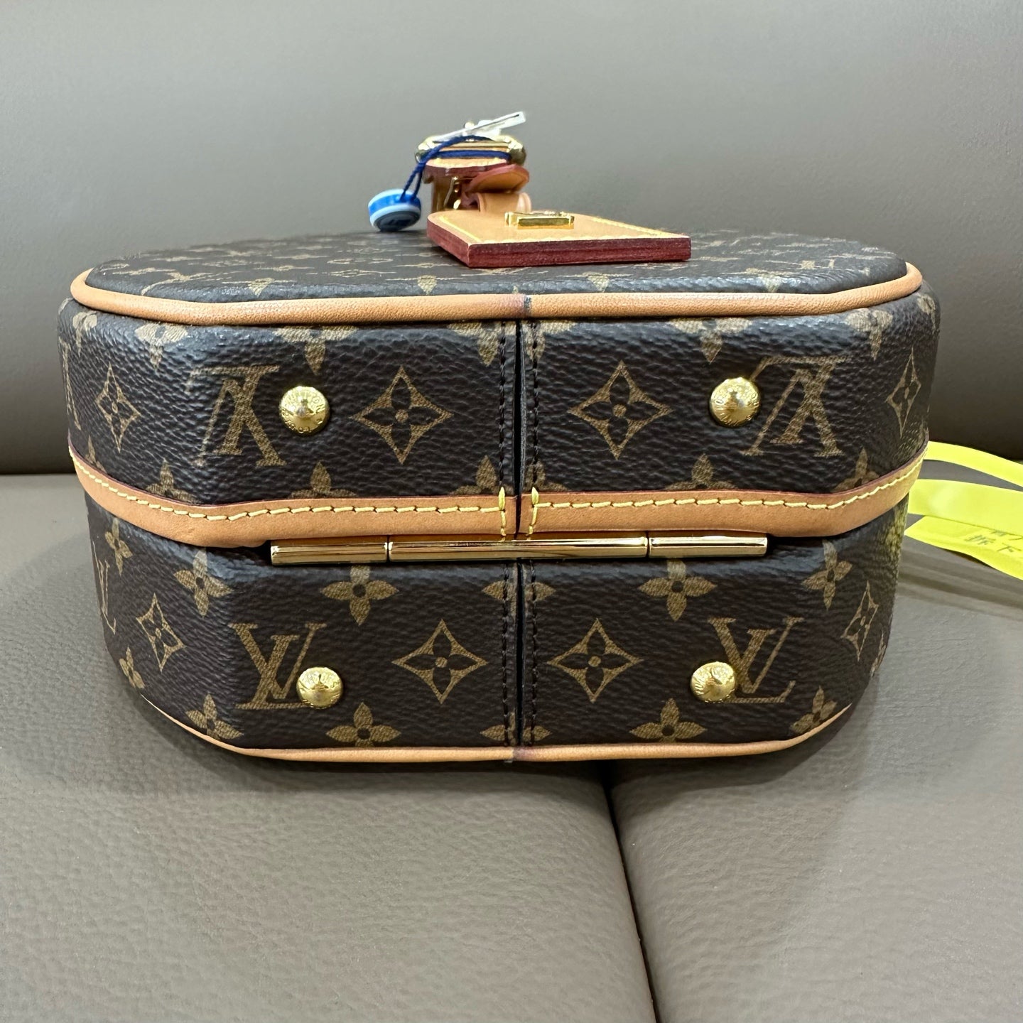 Louis Vuitton - Petite Boite Chapeau - Leather - Brown - (small)