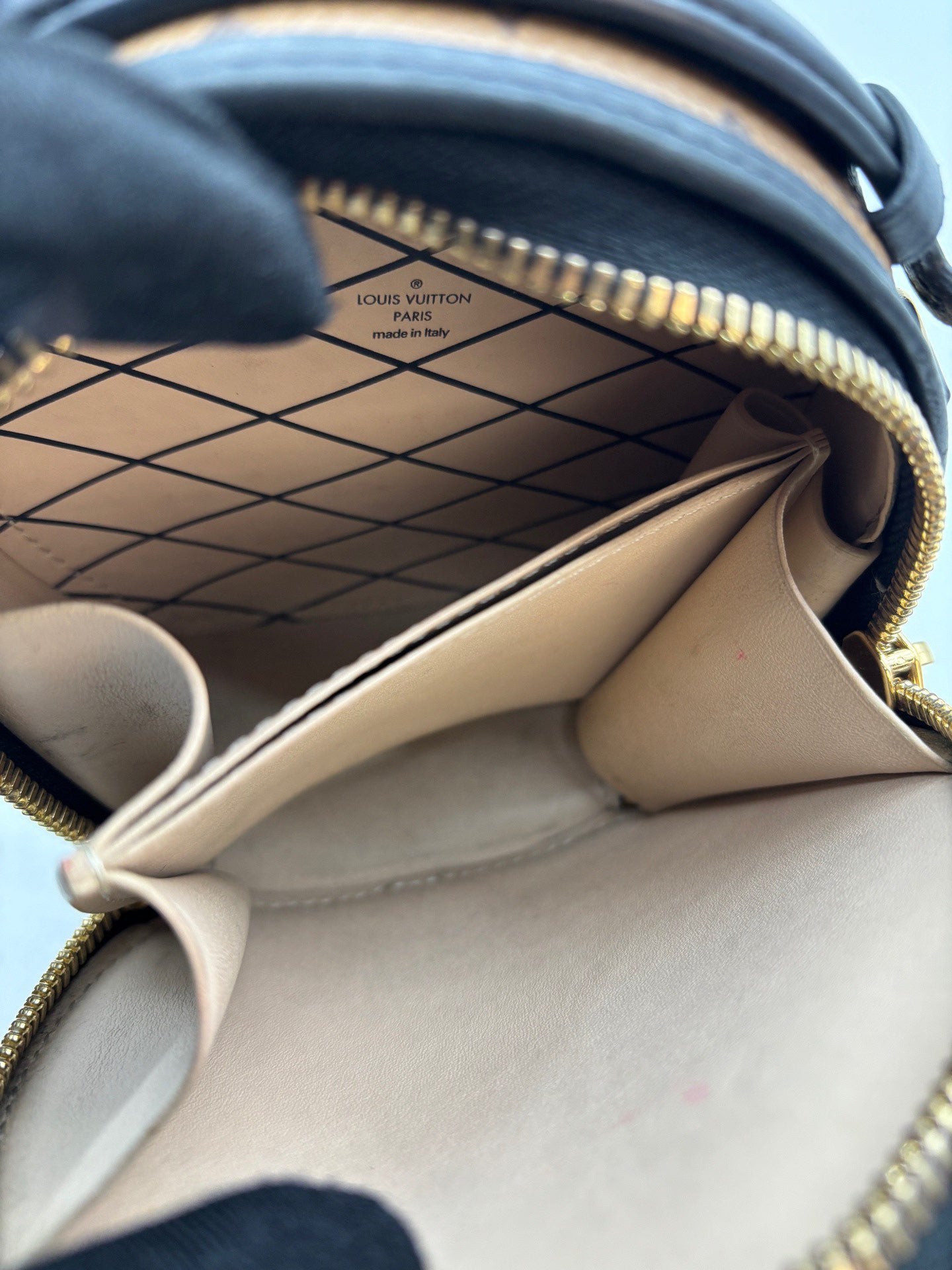 Louis Vuitton - Petite Boîte Chapeau - Monogram Reverse canvas with leather trim - Brown - (mini)
