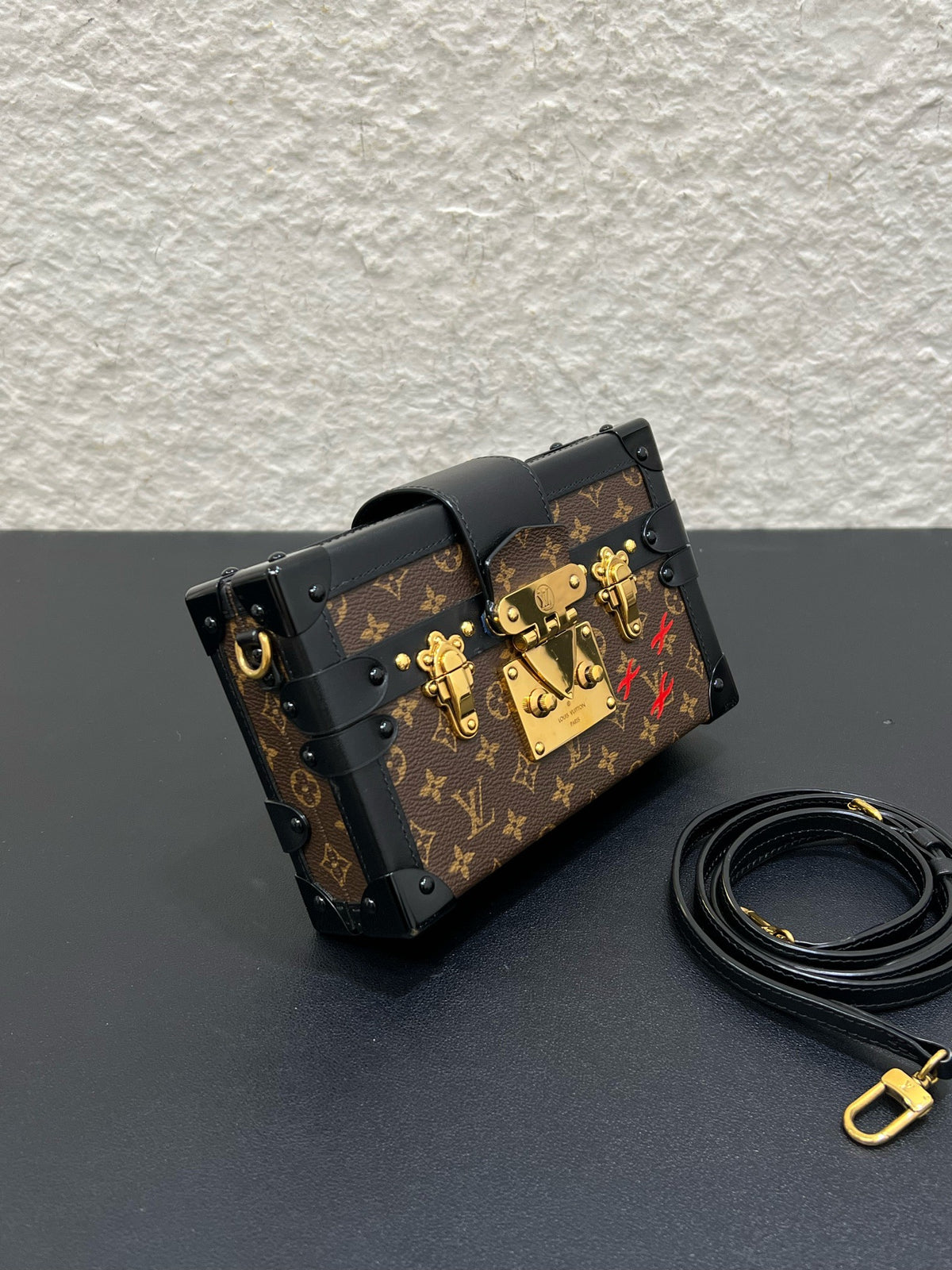 Louis Vuitton - Petite Malle - Leather - Brown - (small)