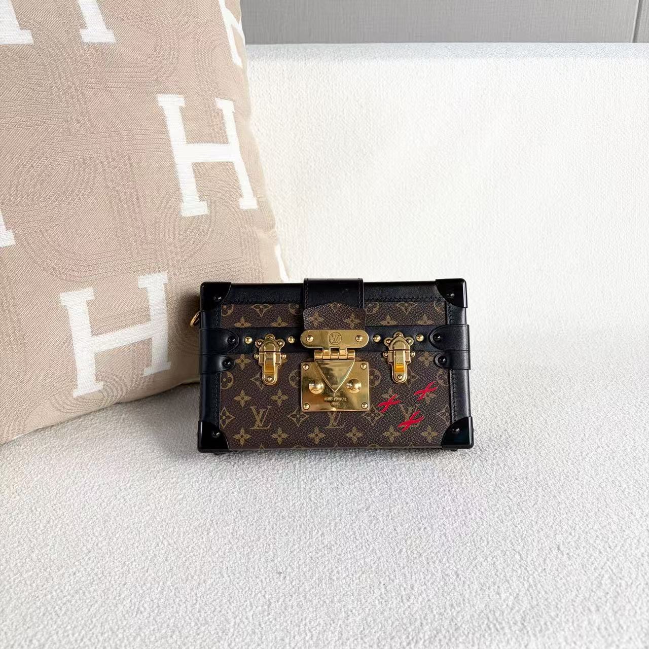 Louis Vuitton - Petite Malle - Monogram coated canvas with leather trim - Brown - (mini)
