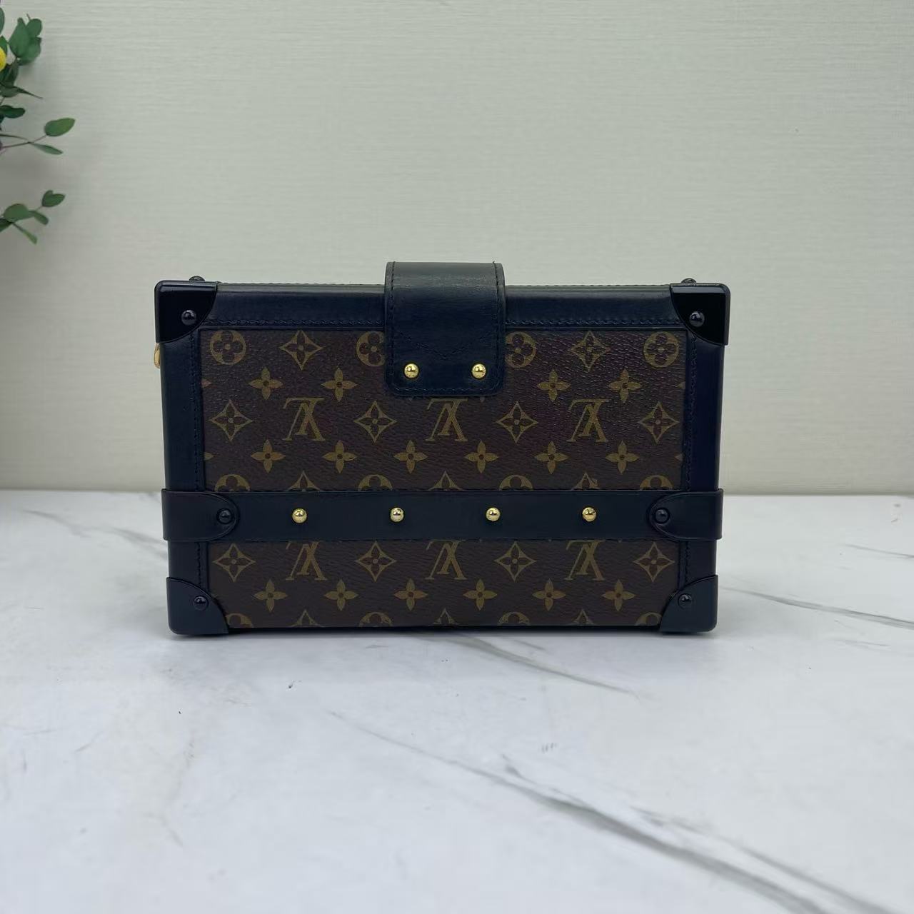 Louis Vuitton - Petite Malle - Monogram coated canvas with leather trim - Brown - (small)