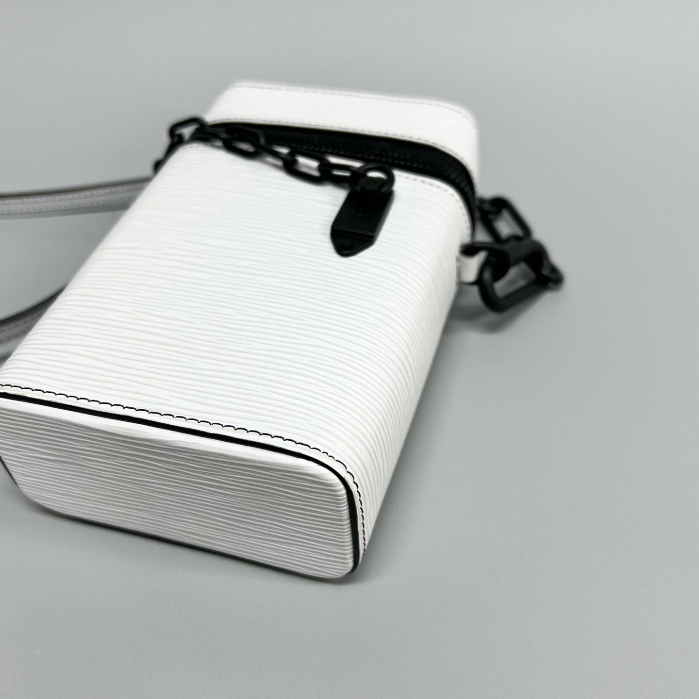 Louis Vuitton - Phone Box - Leather - White - (mini)