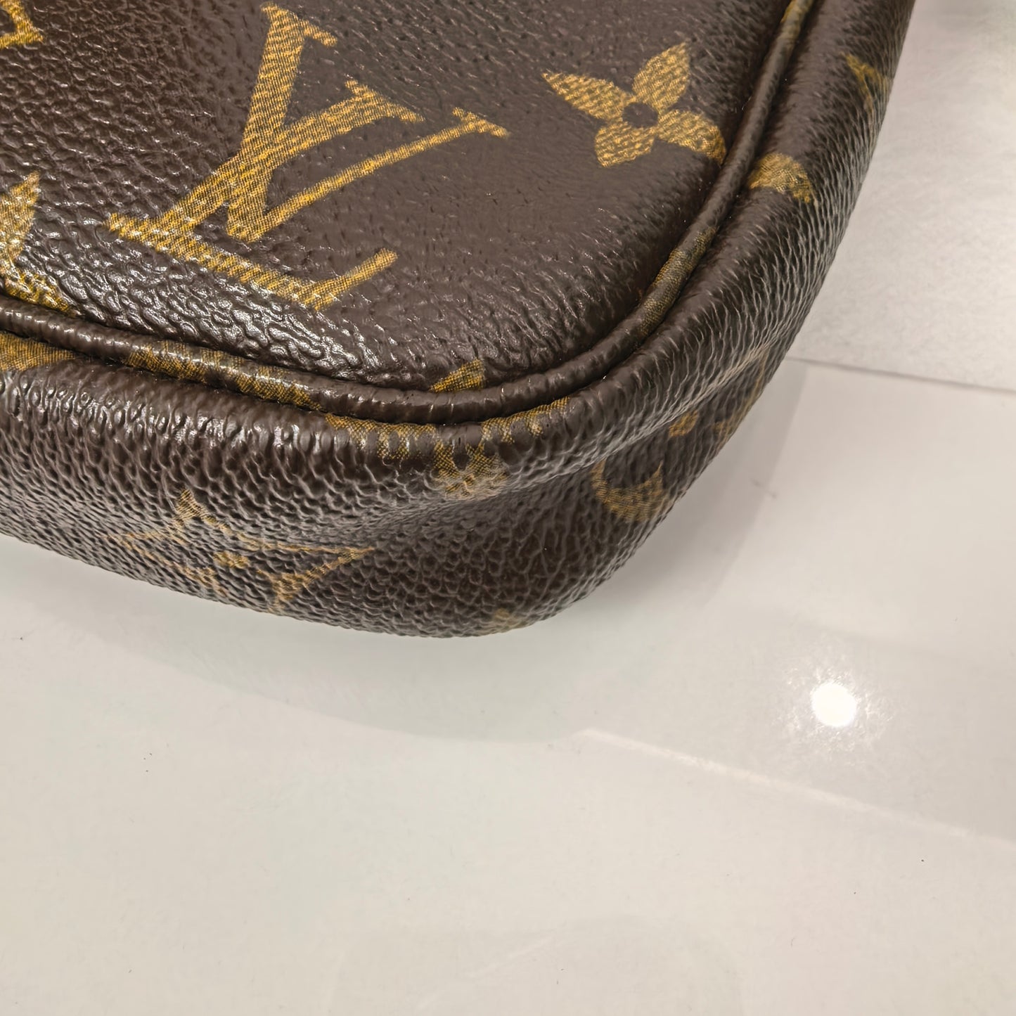 Louis Vuitton - Pochette Accessoires - Cloth - Brown - (small)
