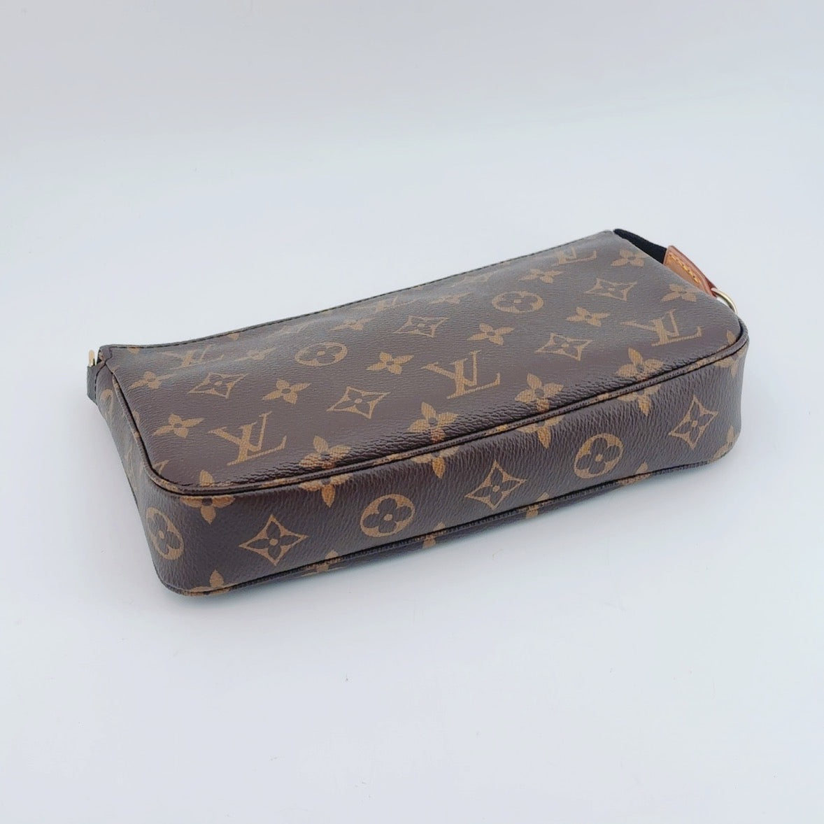 Louis Vuitton - Pochette Accessoires - Cloth - Brown - (small)