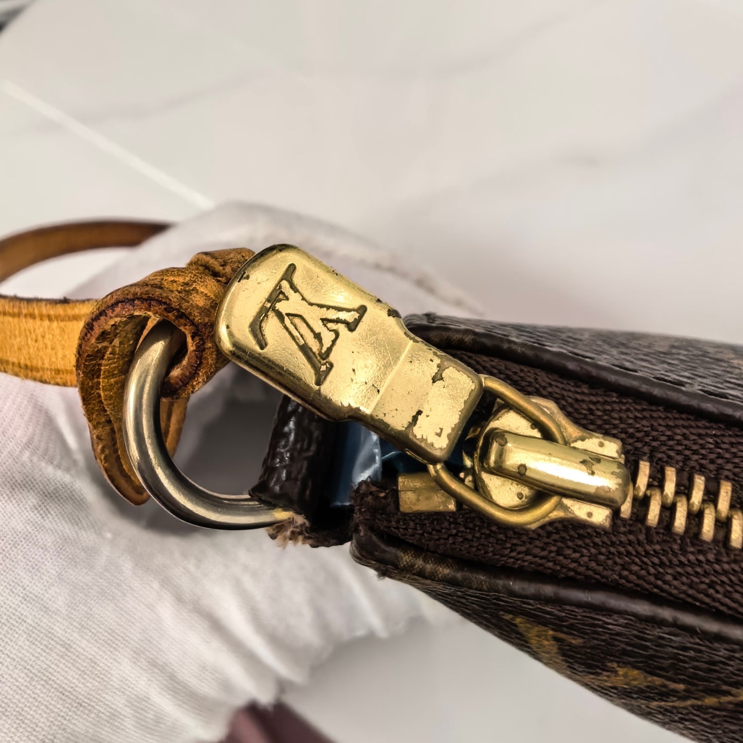 Louis Vuitton - Pochette Accessoires - Cloth - Brown - (small)