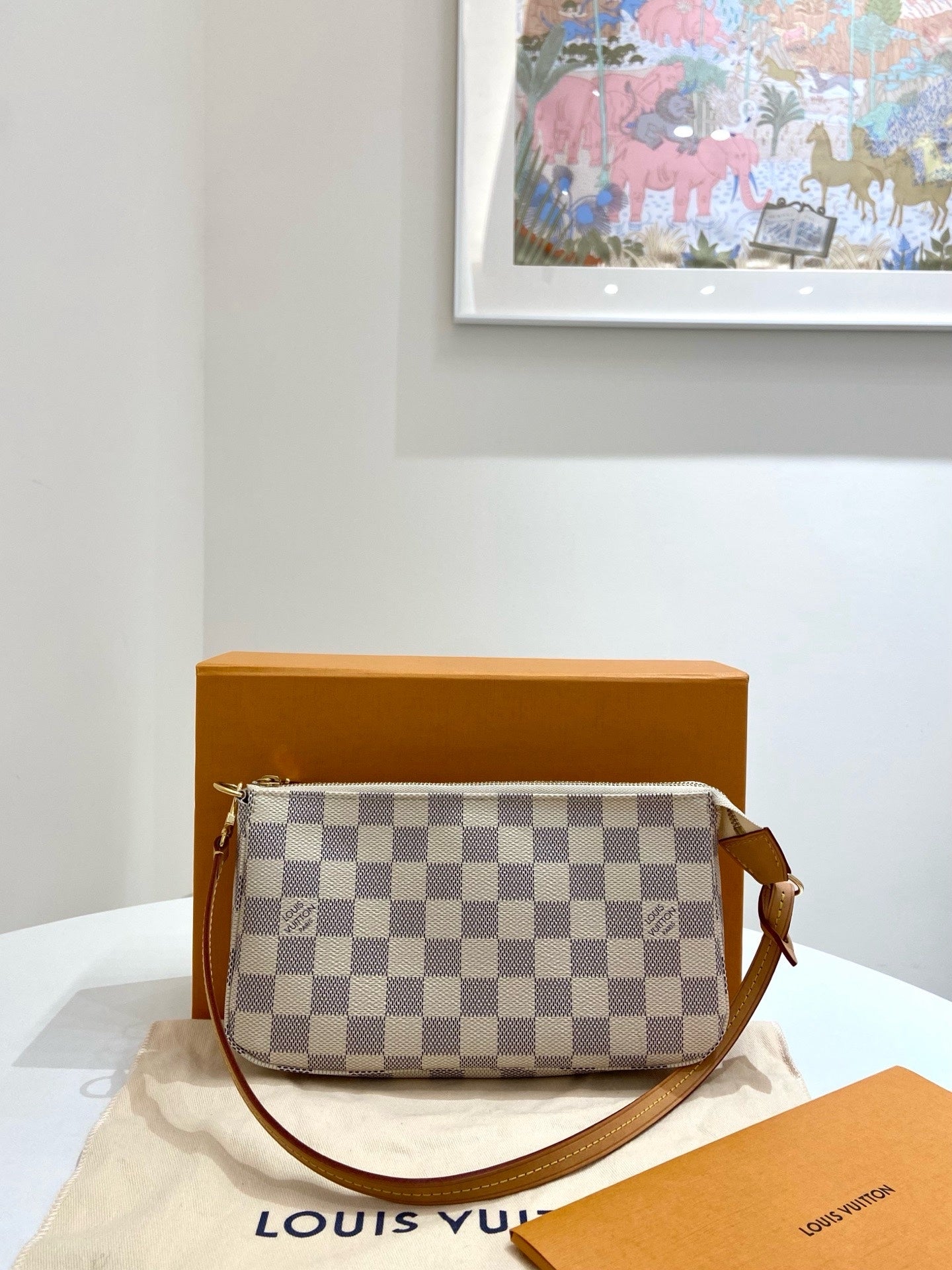 Louis Vuitton - Pochette Accessoires - Cloth - White - (small)