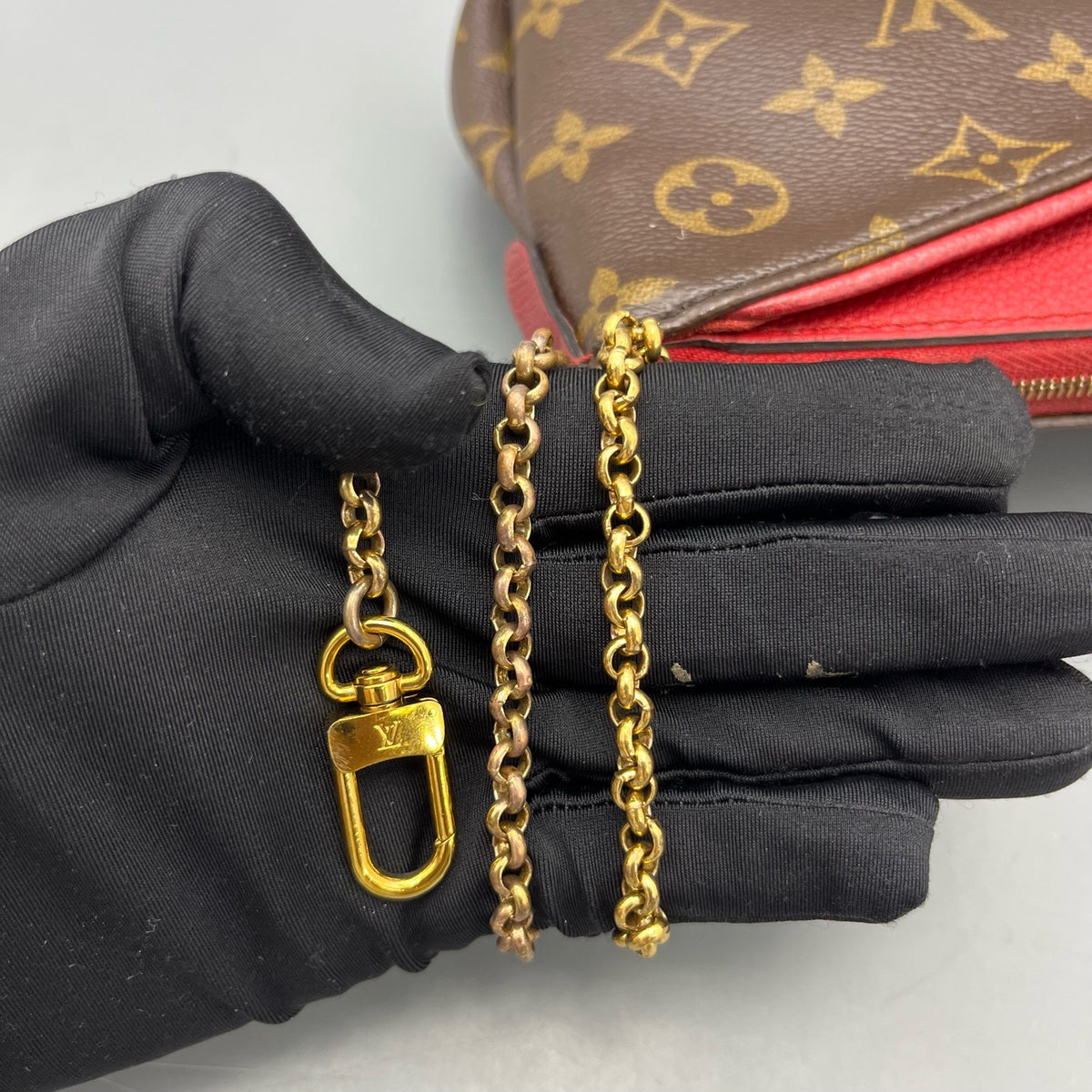 Louis Vuitton - Pochette Accessoires Mini - Leather - Brown - (mini)