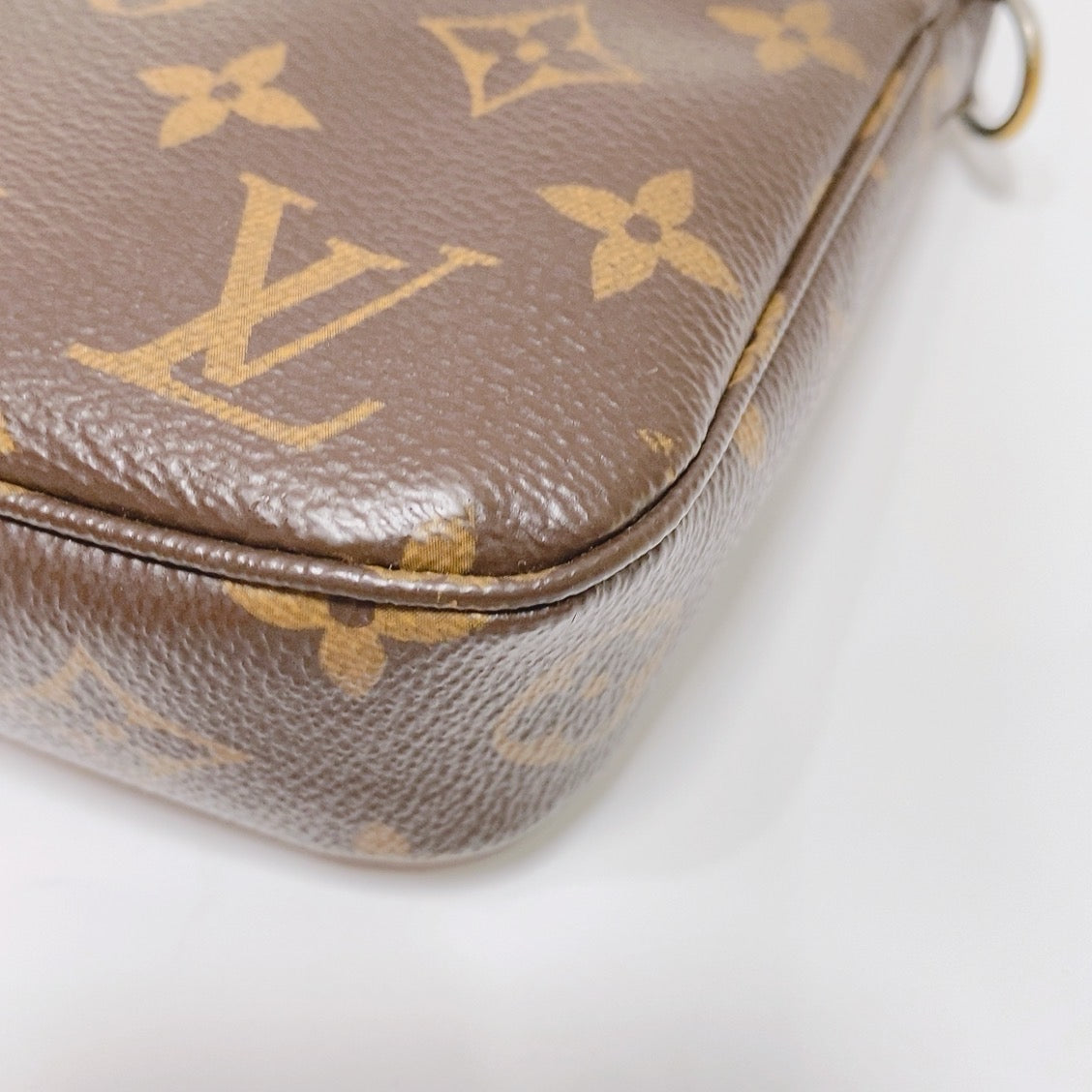 Louis Vuitton - Pochette Accessoires - Synthetic - Brown - (mini)