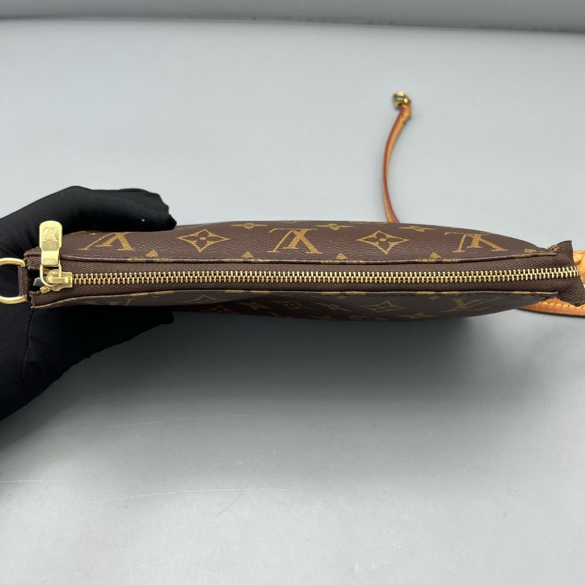Louis Vuitton - Pochette Accessoires - Synthetic - Brown - (mini)
