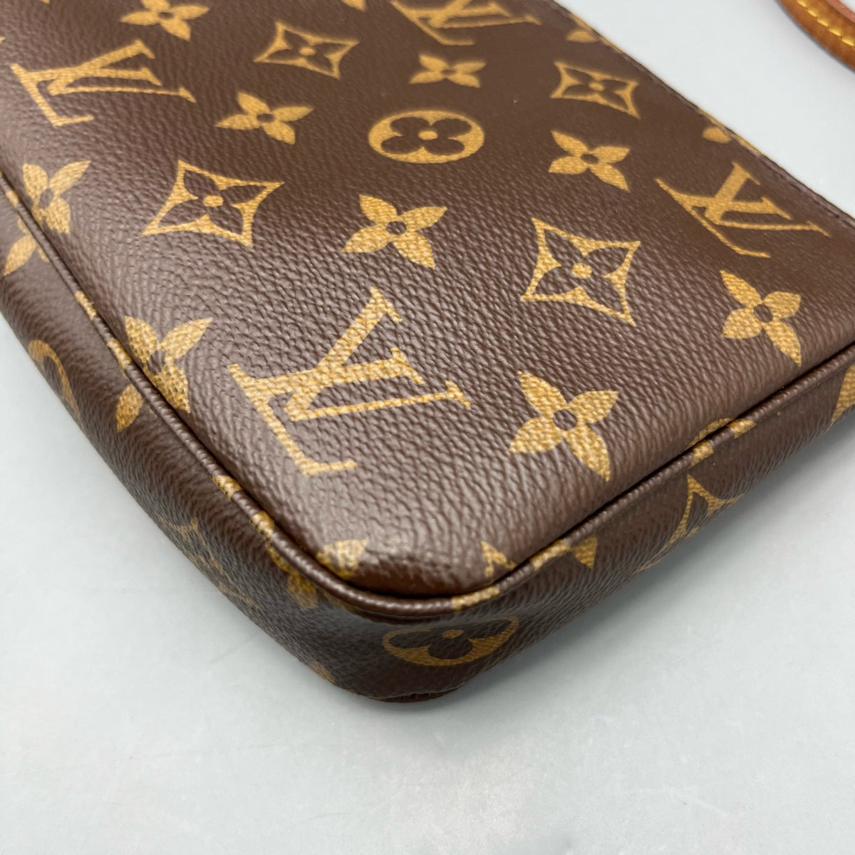 Louis Vuitton - Pochette Accessoires - Synthetic - Brown - (mini)