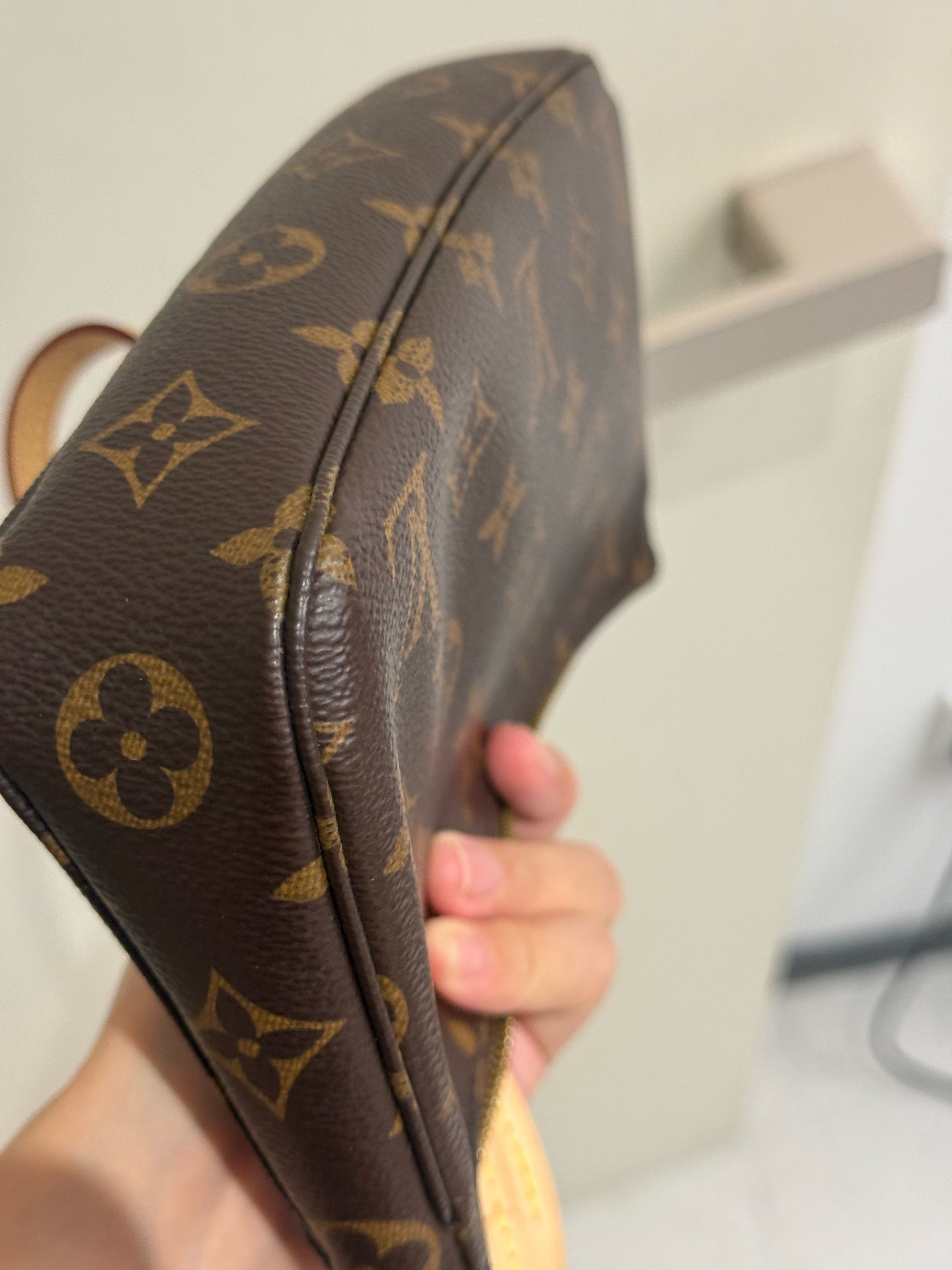 Louis Vuitton - Pochette Accessoires - Synthetic - Brown - (mini)