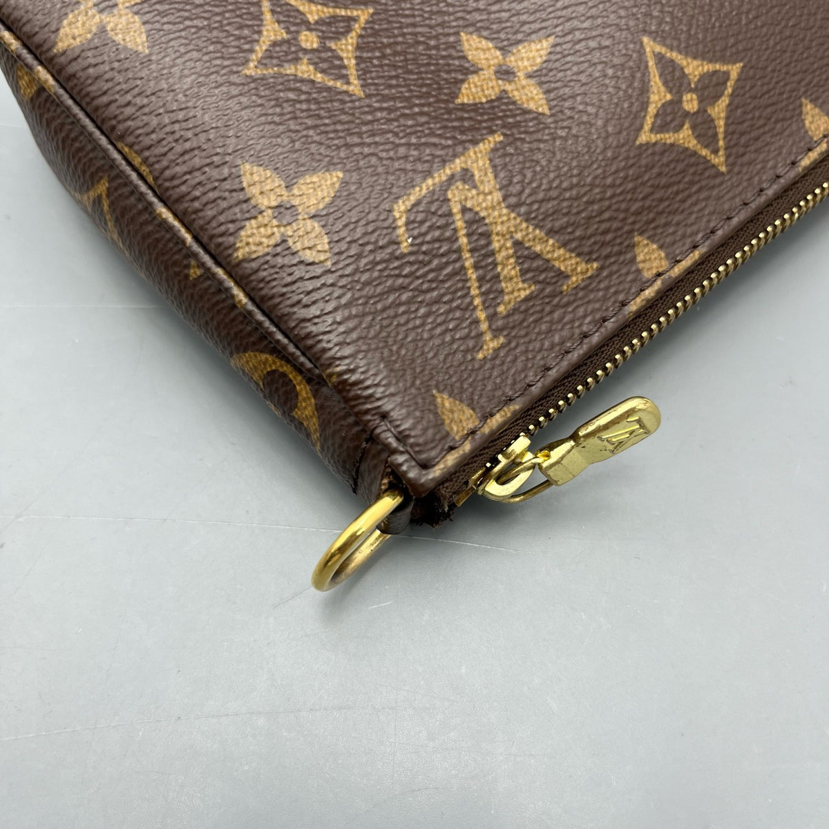 Louis Vuitton - Pochette Accessoires - Synthetic - Brown - (mini)
