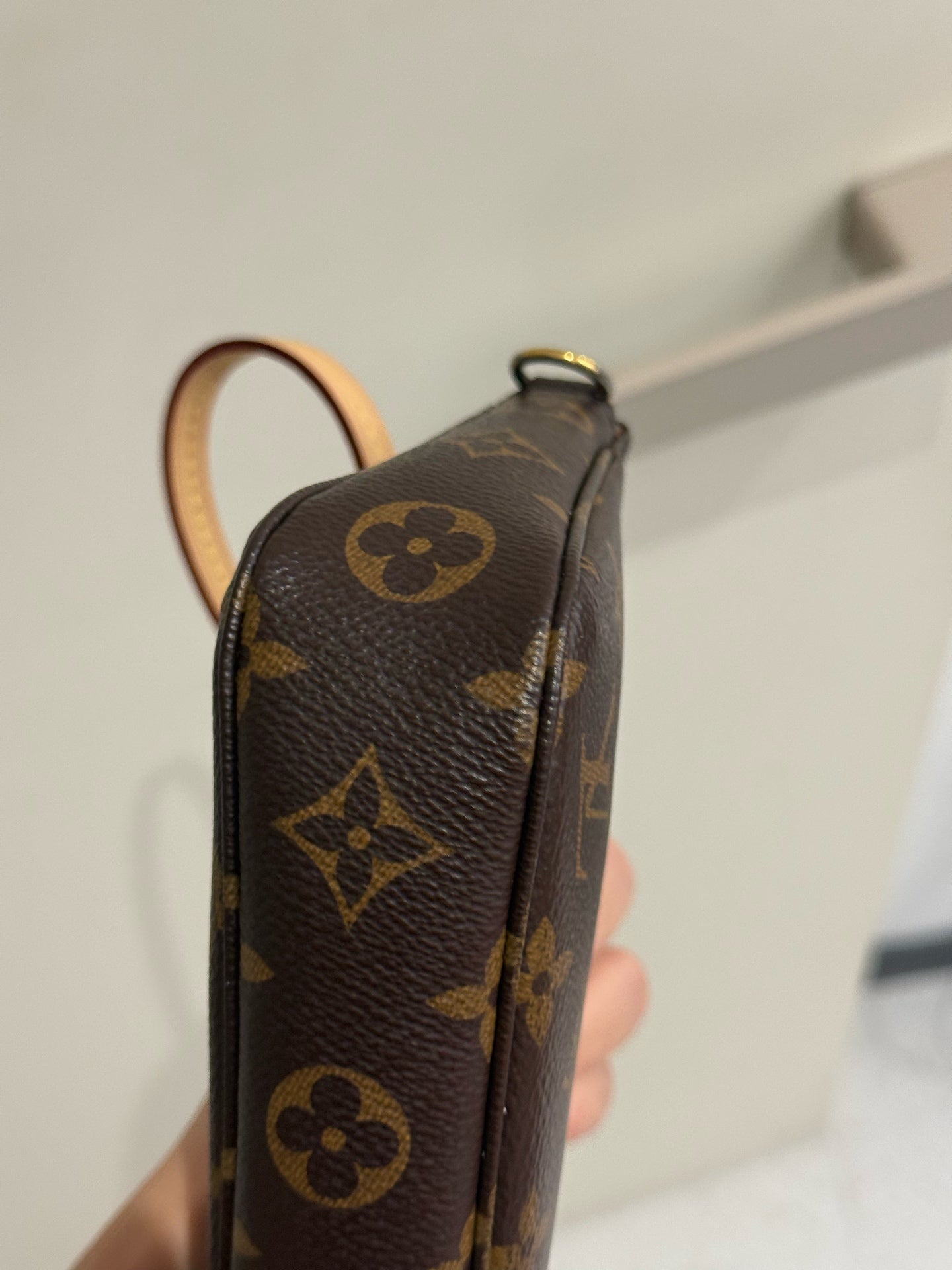Louis Vuitton - Pochette Accessoires - Synthetic - Brown - (mini)