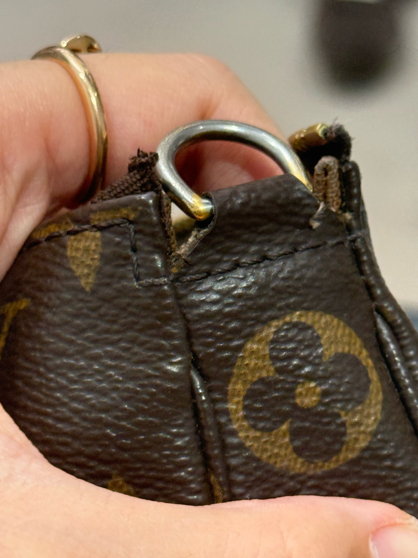 Louis Vuitton - Pochette Accessoires - Synthetic - Brown - (mini)