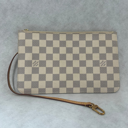 Louis Vuitton - Pochette Accessoires - Synthetic - White - (small)