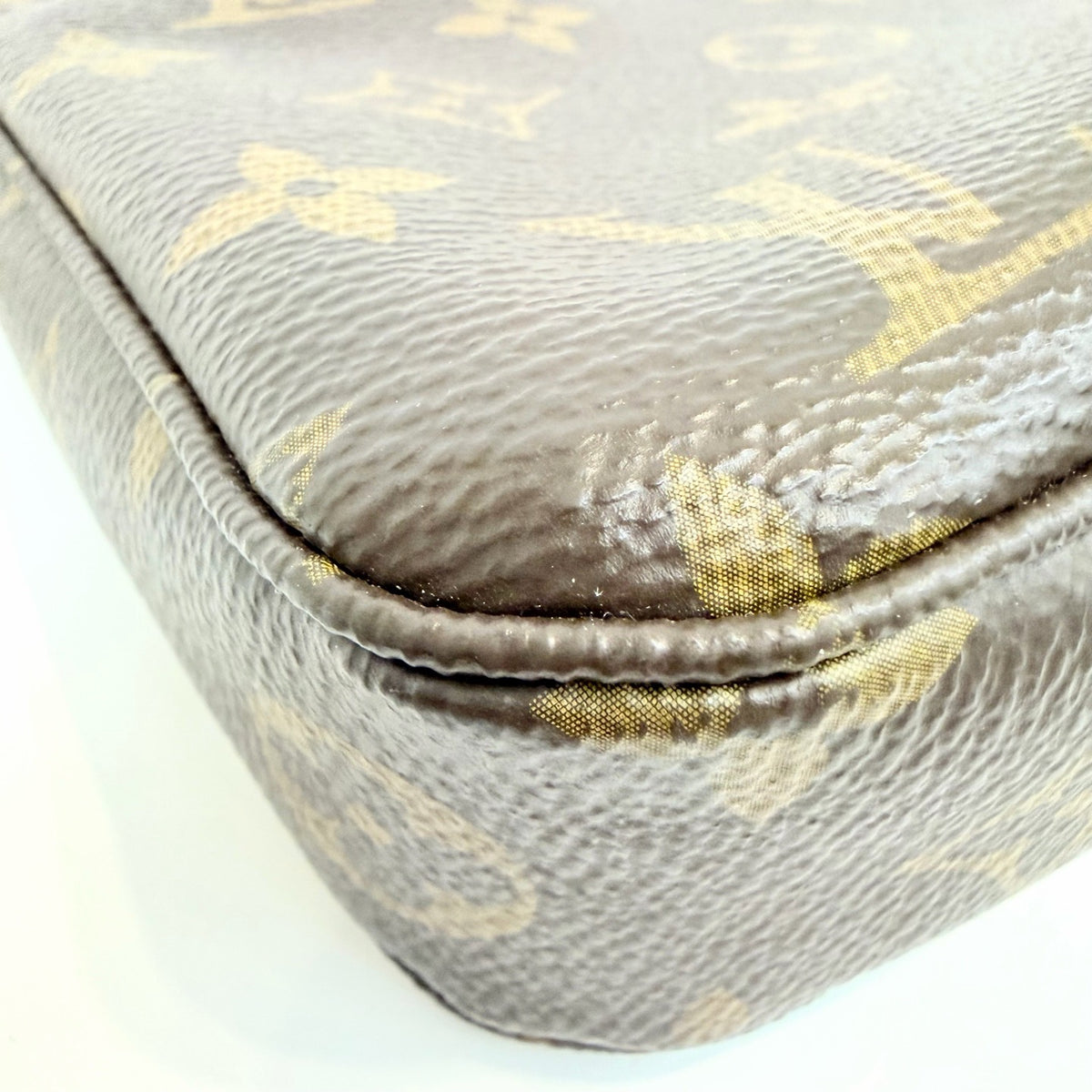 Louis Vuitton - Pochette Accessories - Cloth - Brown - (mini)