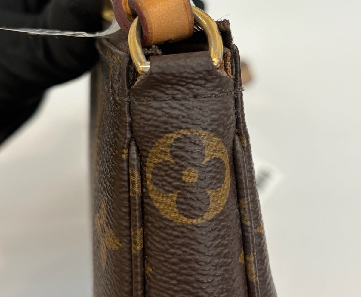 Louis Vuitton - Pochette Accessories - Leather - Brown - (mini)
