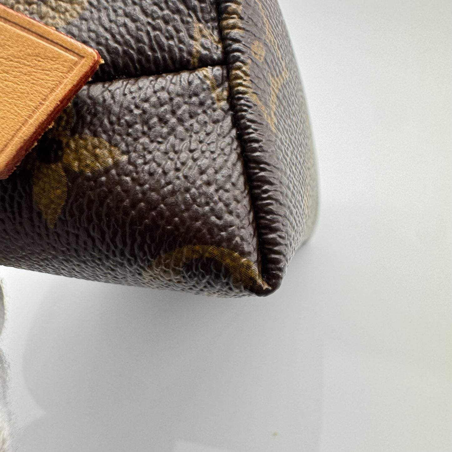 Louis Vuitton - Pochette Cosmetic - Synthetic - Brown - (small)