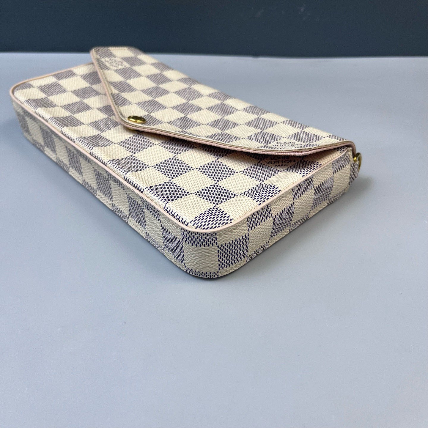 Louis Vuitton - Pochette Félicie - Damier Azur coated canvas with leather trim - White - (mini)