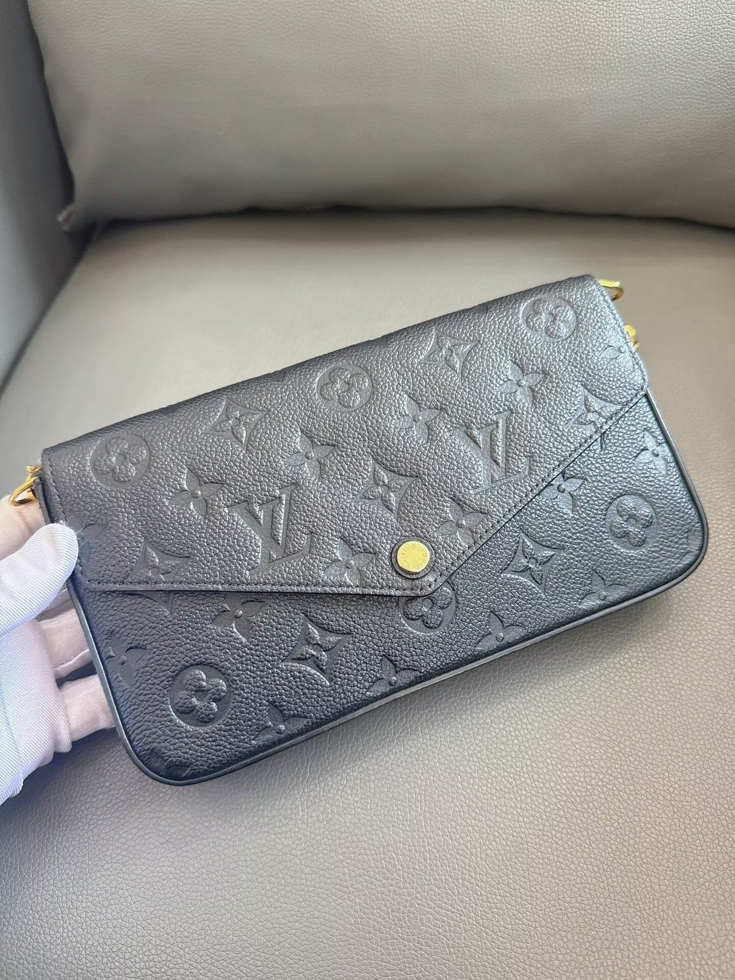 Louis Vuitton - Pochette Félicie - Embossed Monogram Empreinte leather - Black - (Small)