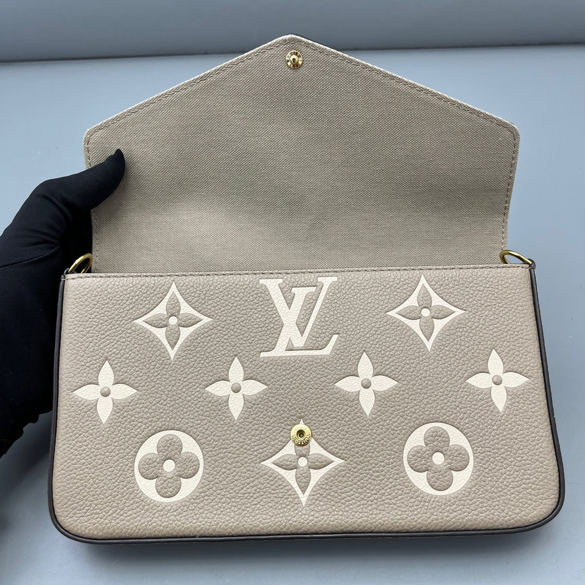 Louis Vuitton - Pochette Felicie - Leather - Grey - (mini)