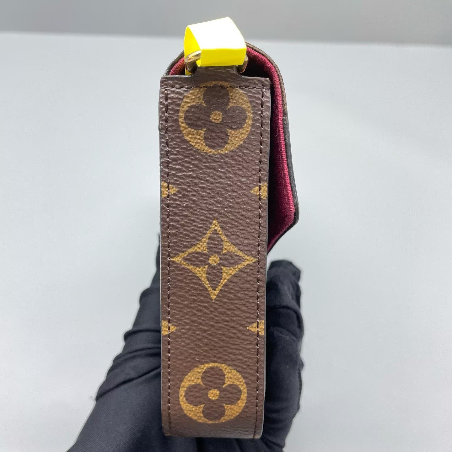 Louis Vuitton - Pochette Felicie - Monogram coated canvas and leather - Brown with Red interior - (mini)