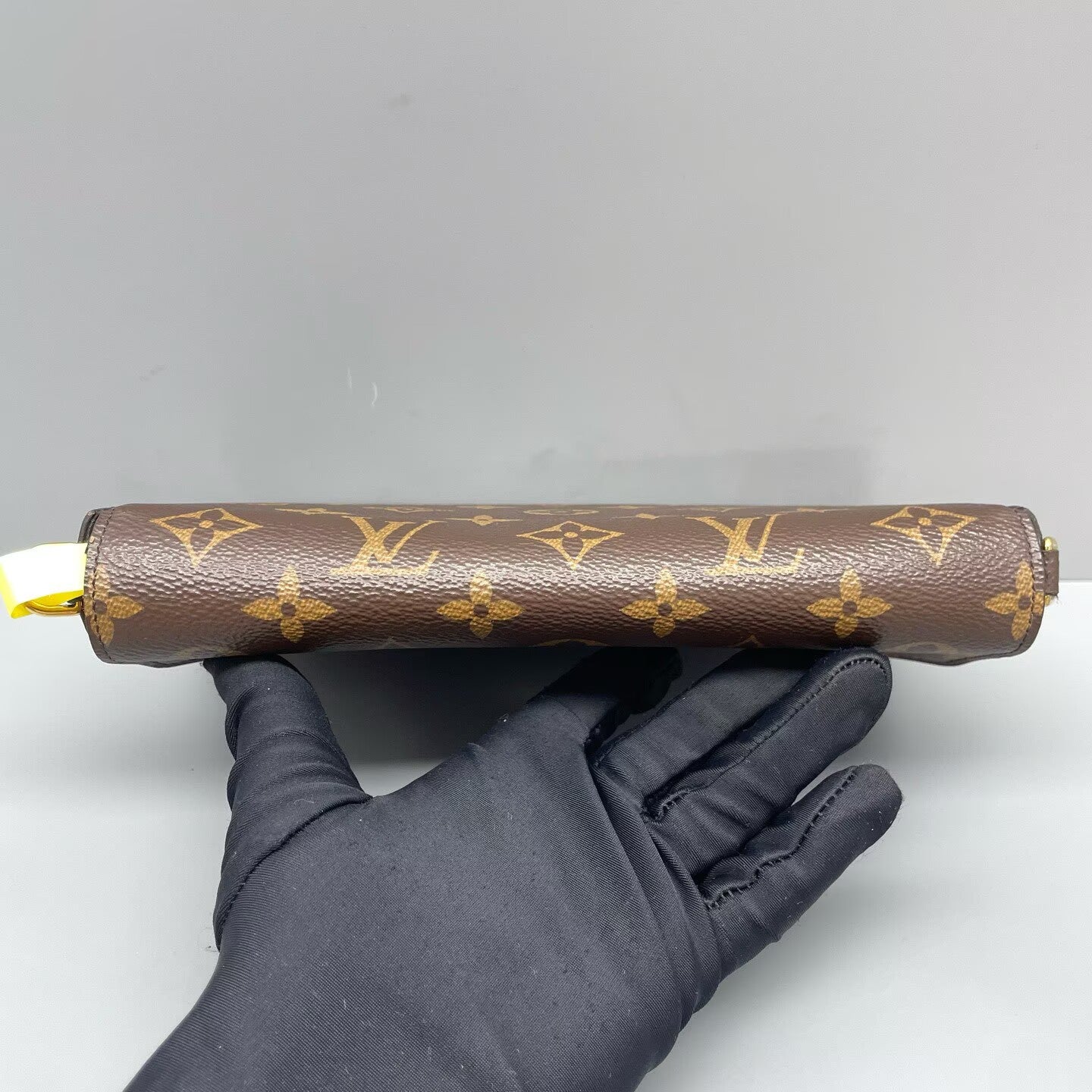Louis Vuitton - Pochette Felicie - Monogram coated canvas and leather - Brown with Red interior - (mini)